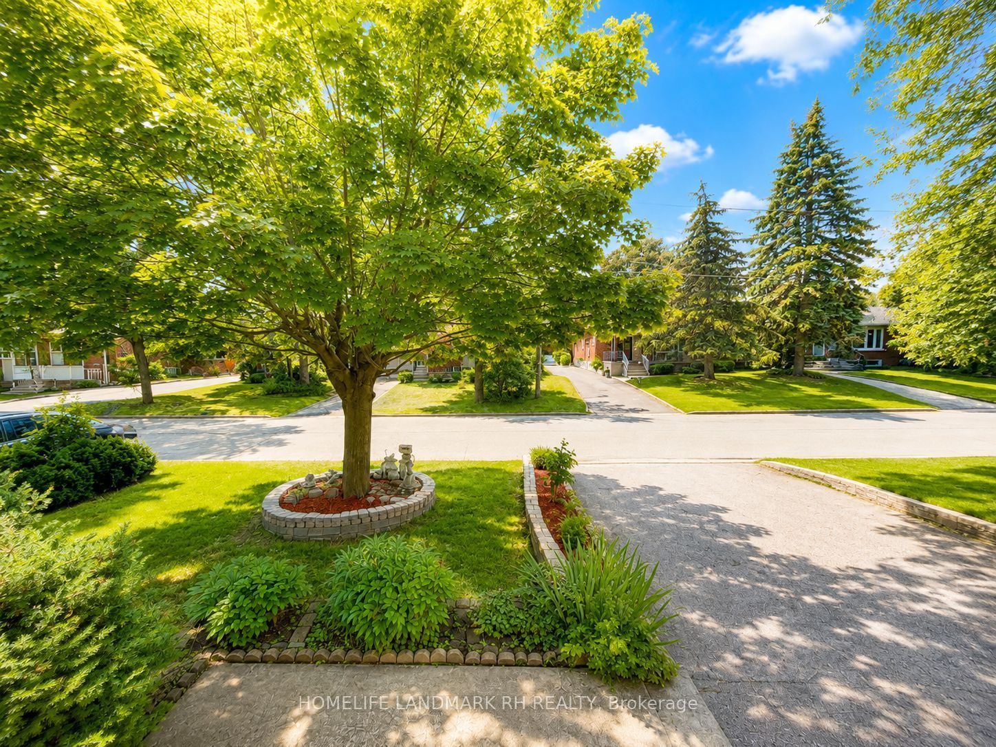 321 Skopit Road, Richmond Hill, ON L4C 2Y9 photo 2
