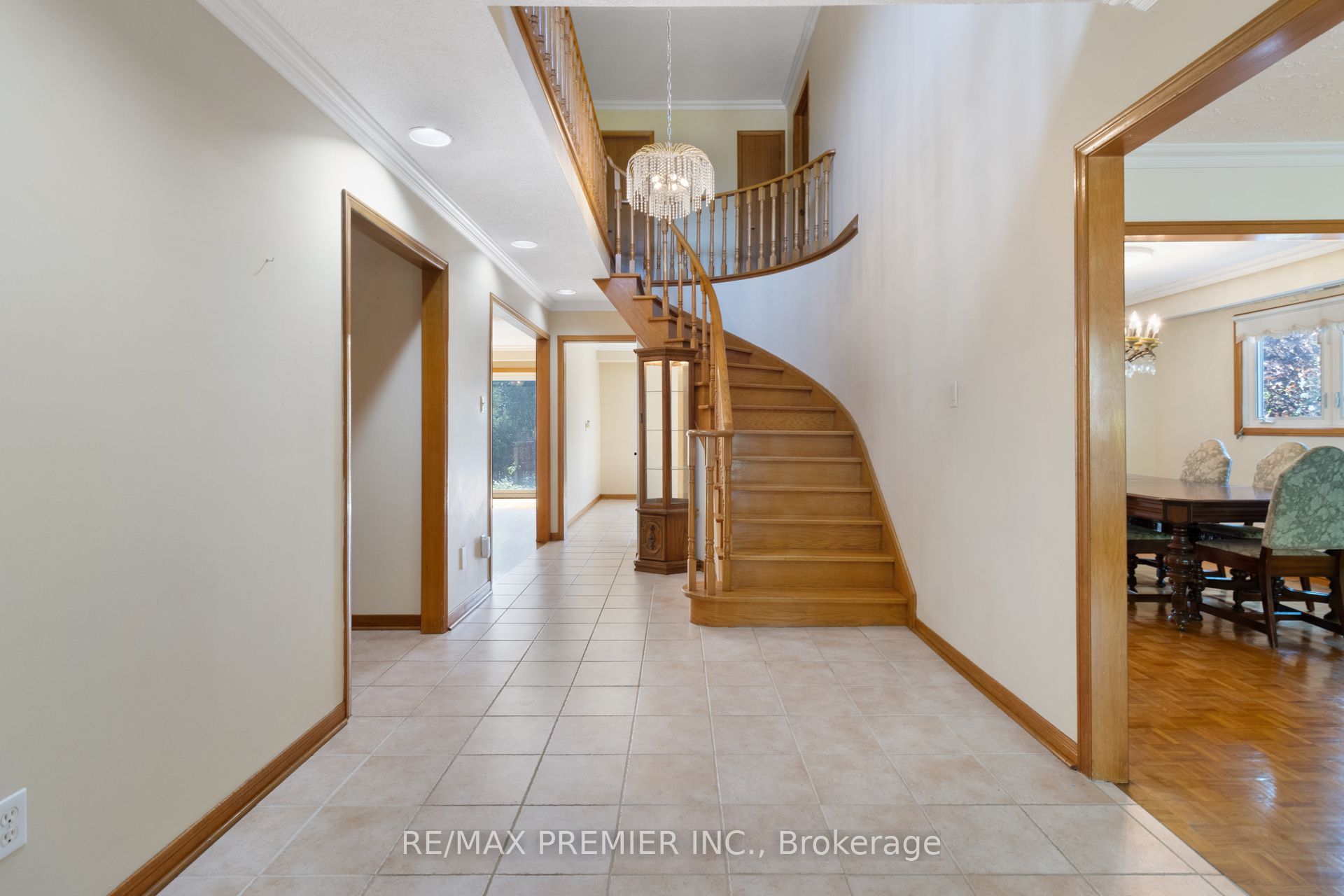 28 Marevan Place, Vaughan, ON L4L 3H8 photo 4