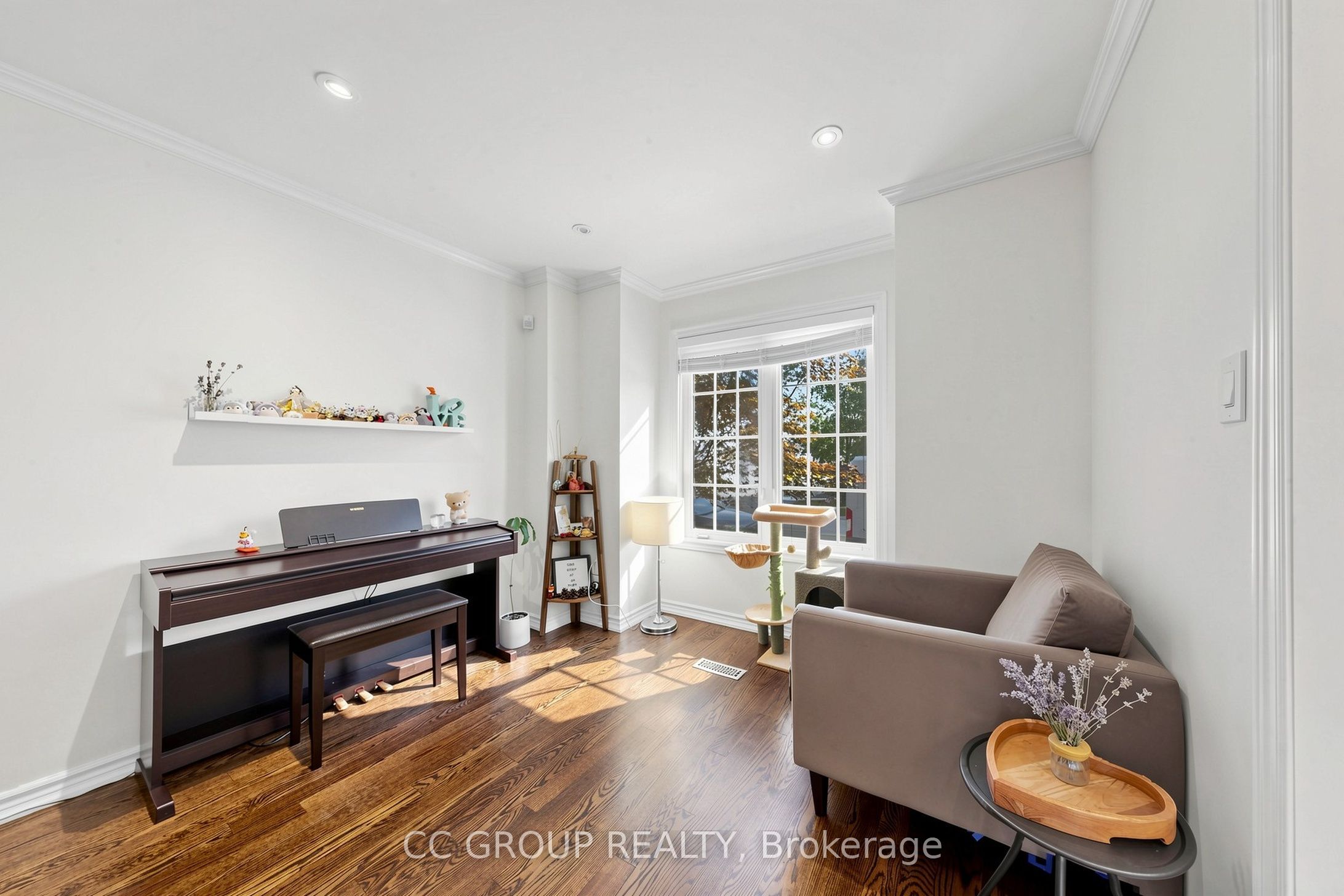 34 Glendennan Avenue, Markham, ON L6B 1C7 photo 3
