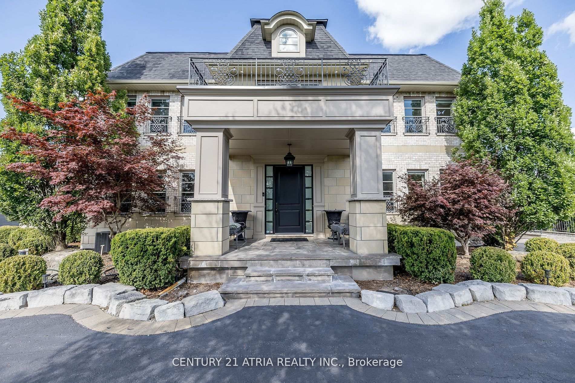 111 Lake Woods Drive, Whitchurch-Stouffville, ON L4A 1P1 photo 4