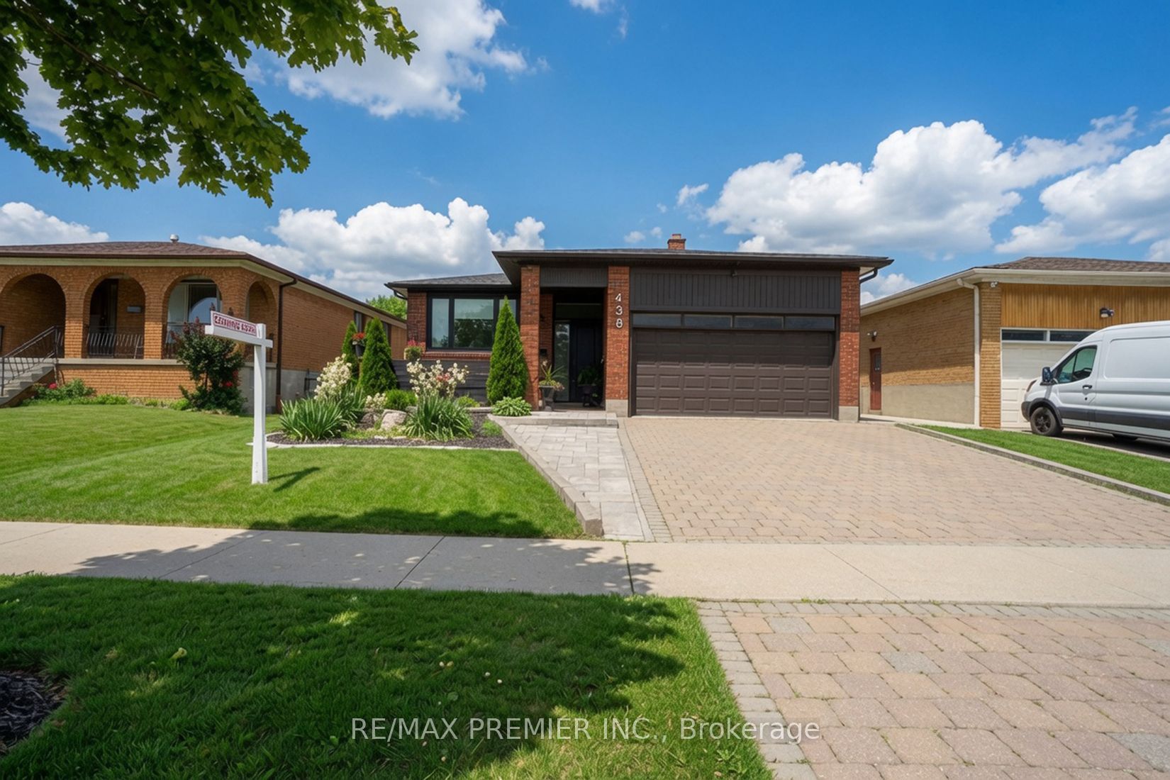 438 Woodbridge Avenue, Vaughan, ON L4L 2T4 photo 2