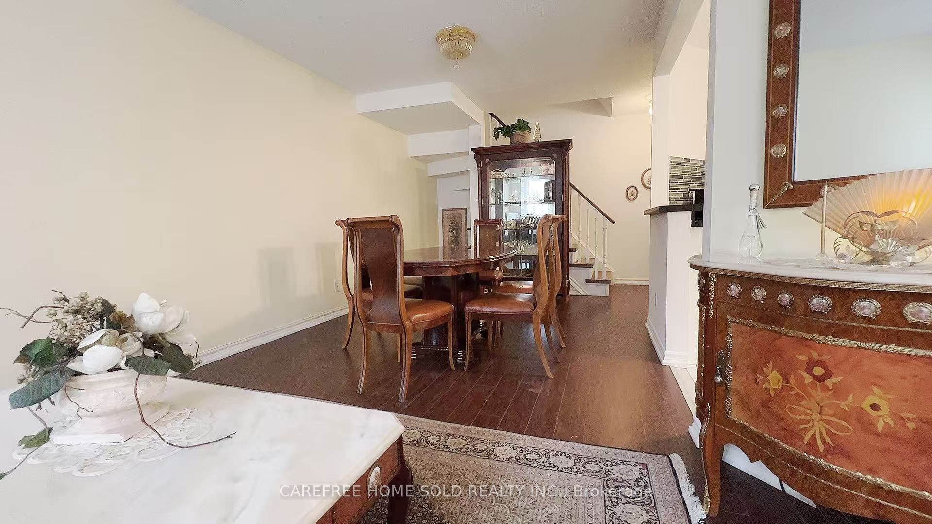 151 Townsgate Drive 8, Vaughan, ON L4J 8J7 photo 5