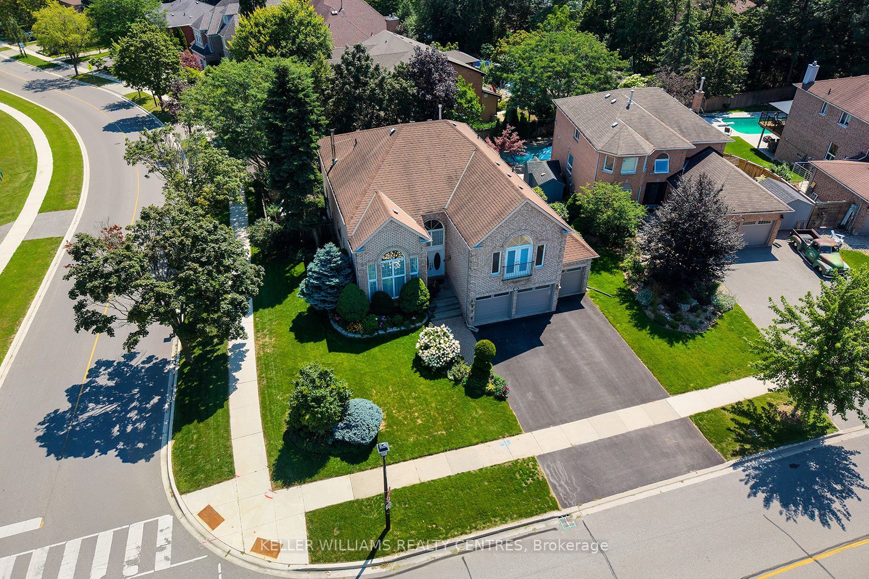 376 Keith Avenue, Newmarket, ON L3X 1T5 photo 4