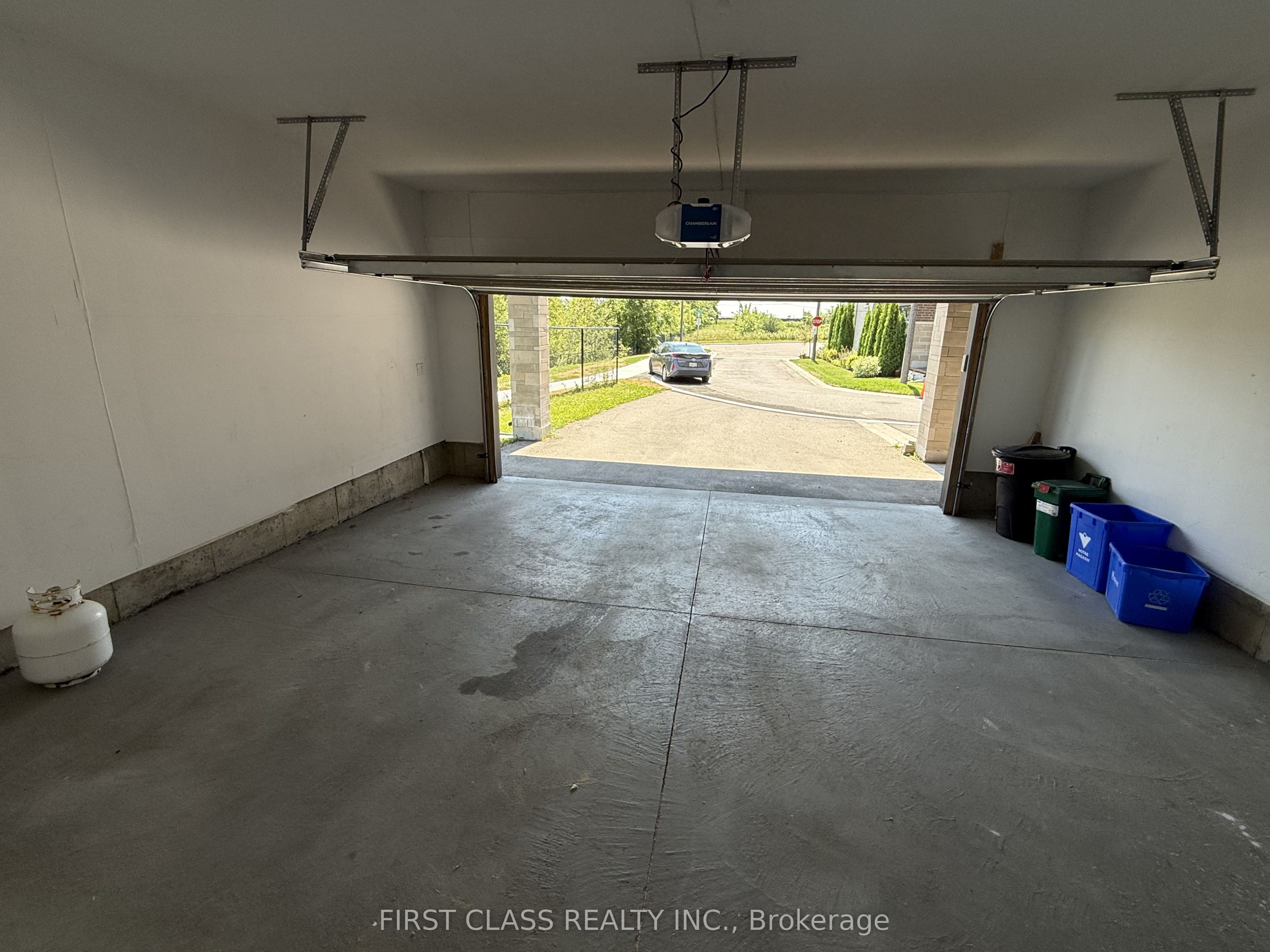 31 Breyworth Road, Markham, ON L6C 0E6 photo 3