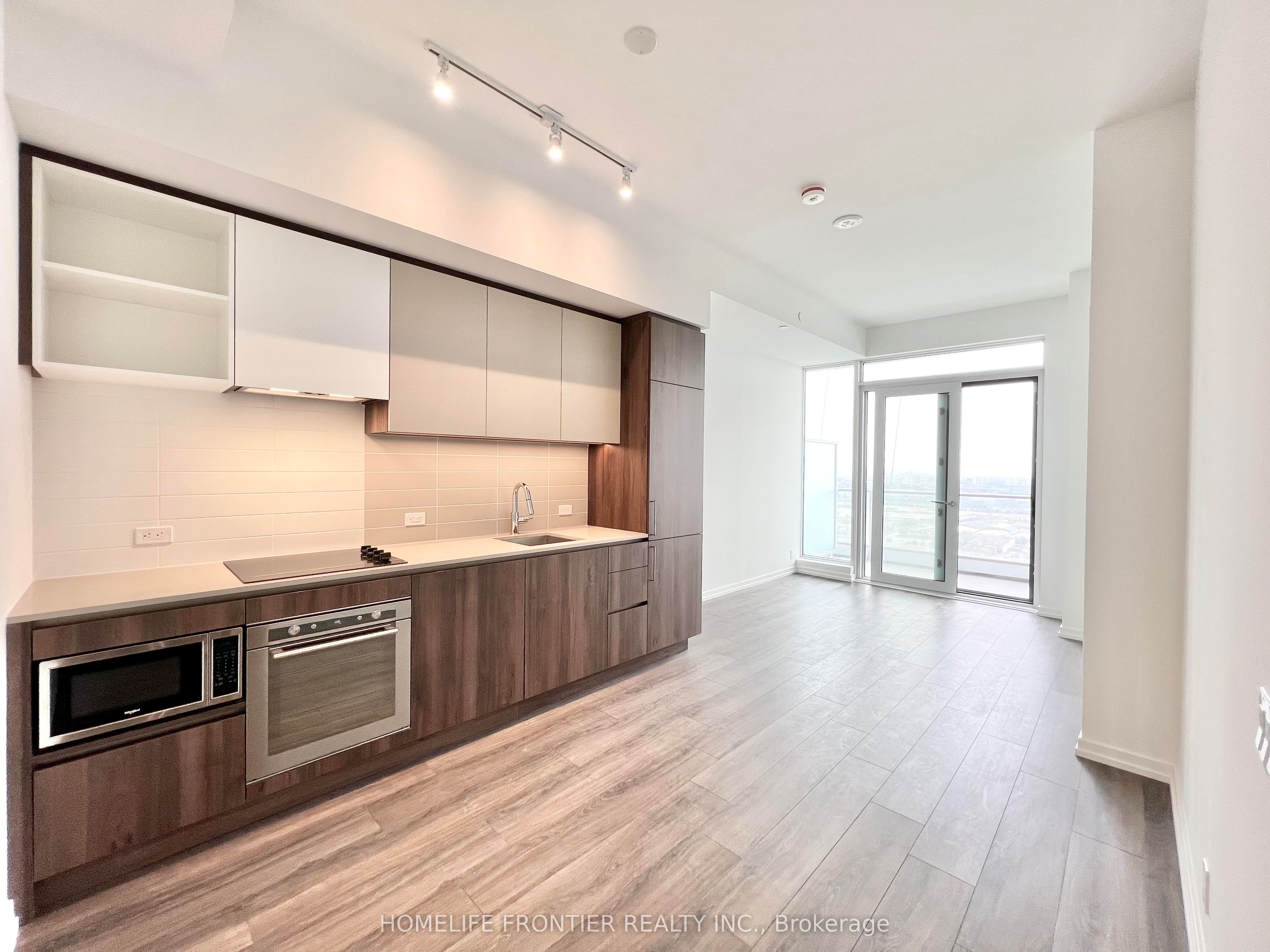 7890 Jane Street 3201, Vaughan, ON L4K 0K9 photo 3