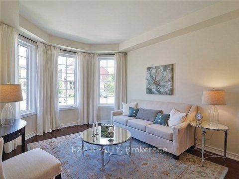 13 Tucciarone Court, Markham, ON L6C 0H3 photo 4