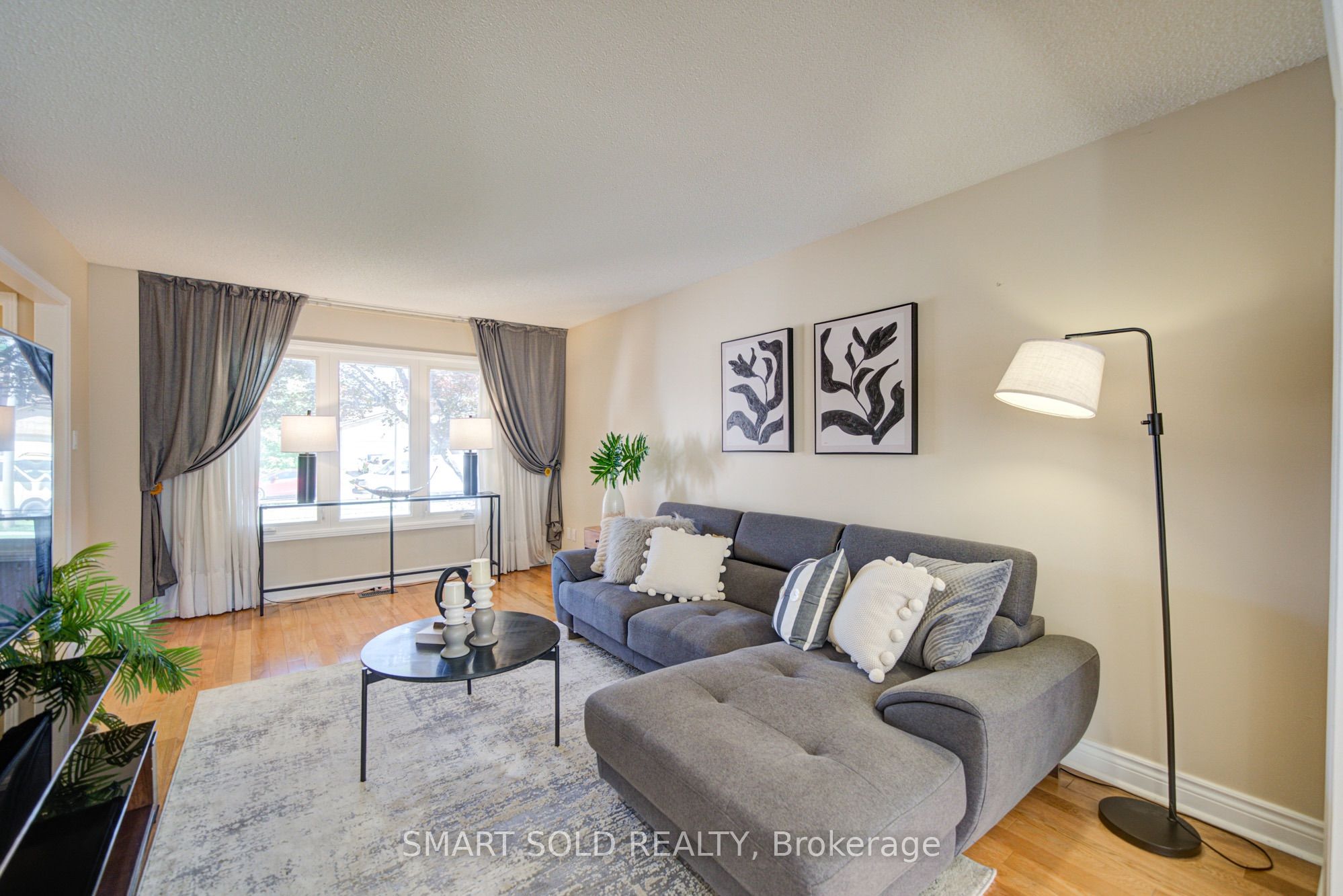84 O'connor Crescent, Richmond Hill, ON L4C 7N8 photo 5