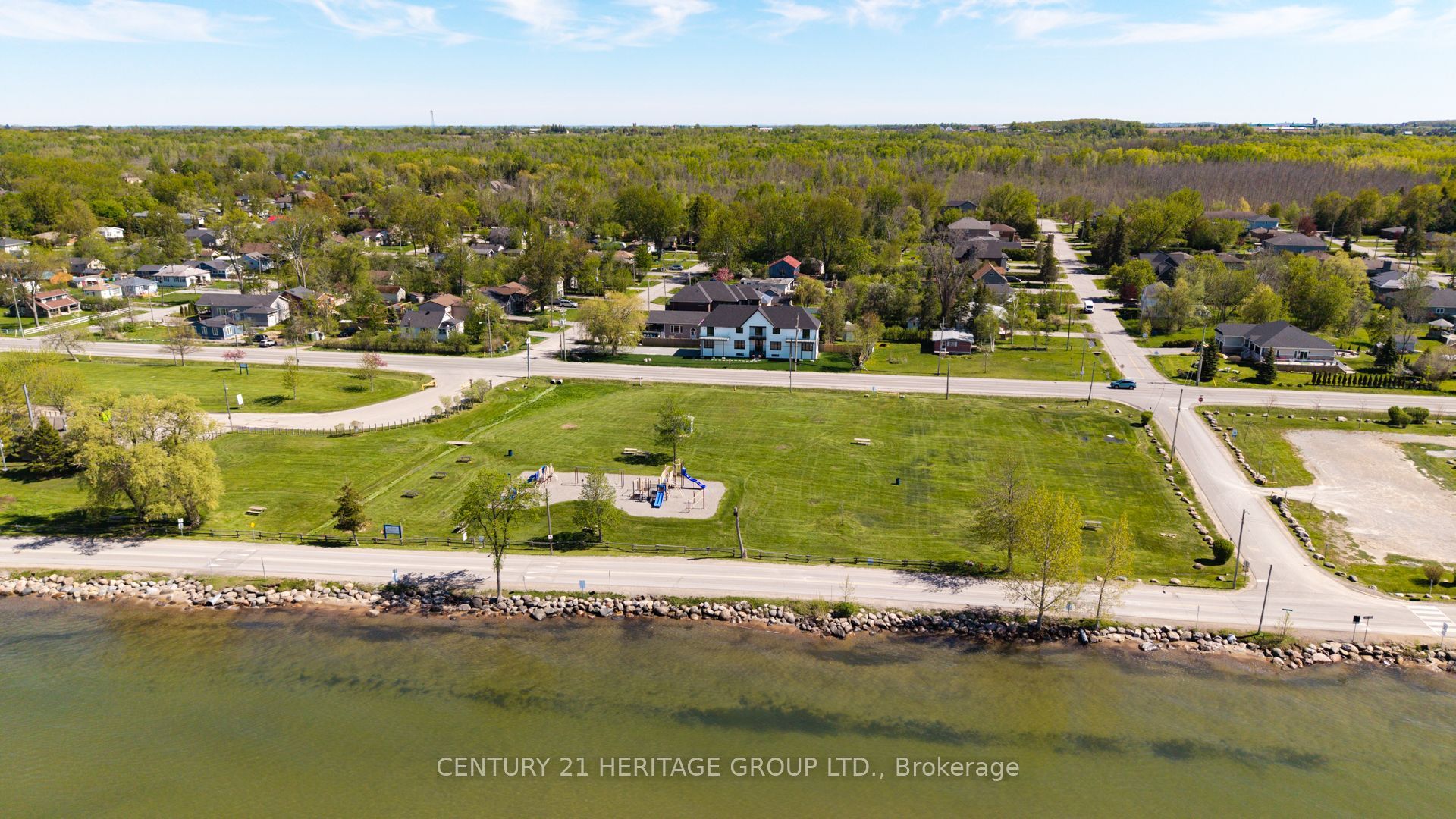 802 Willowview Road, Georgina, ON L0E 1S0 photo 3