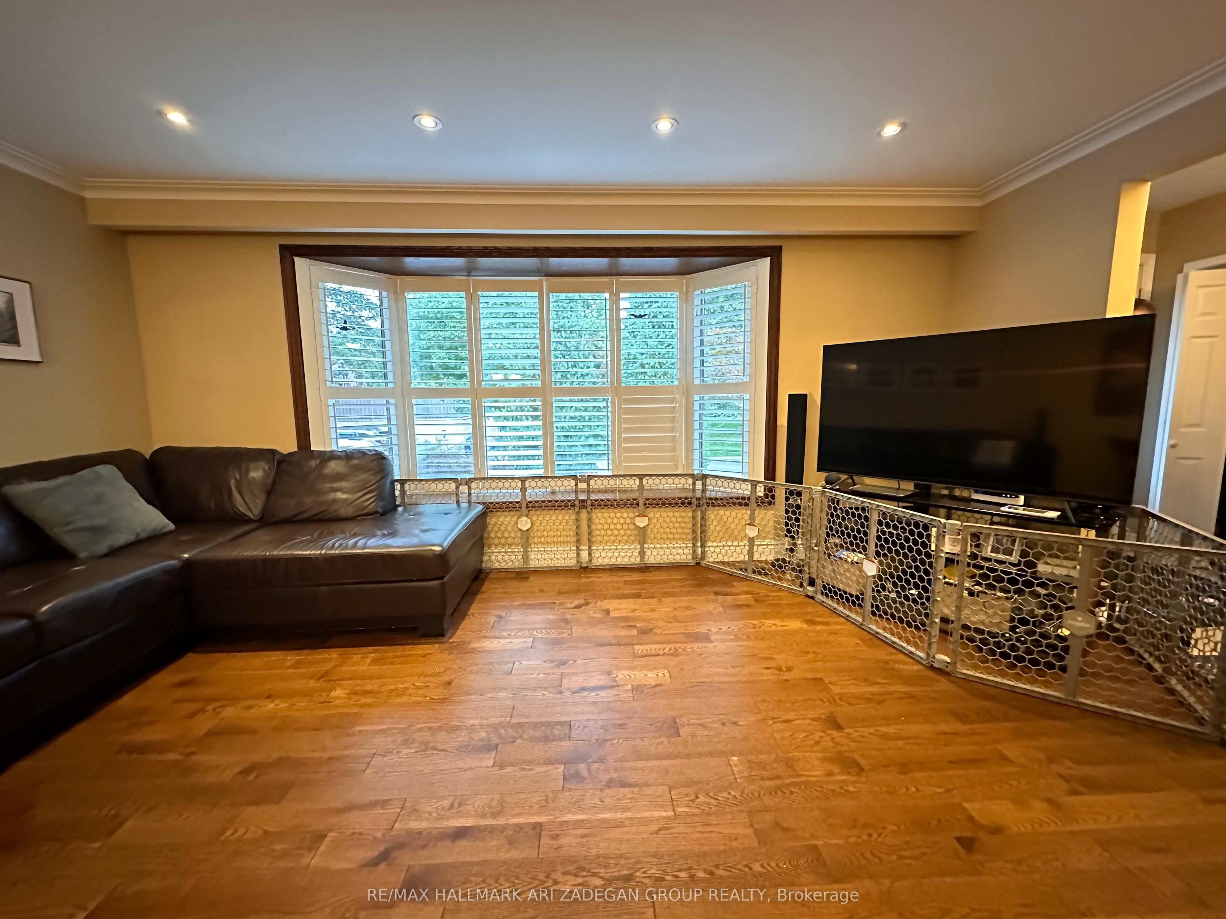 290 Gretel Drive, Richmond Hill, ON L4C 4V1 photo 5