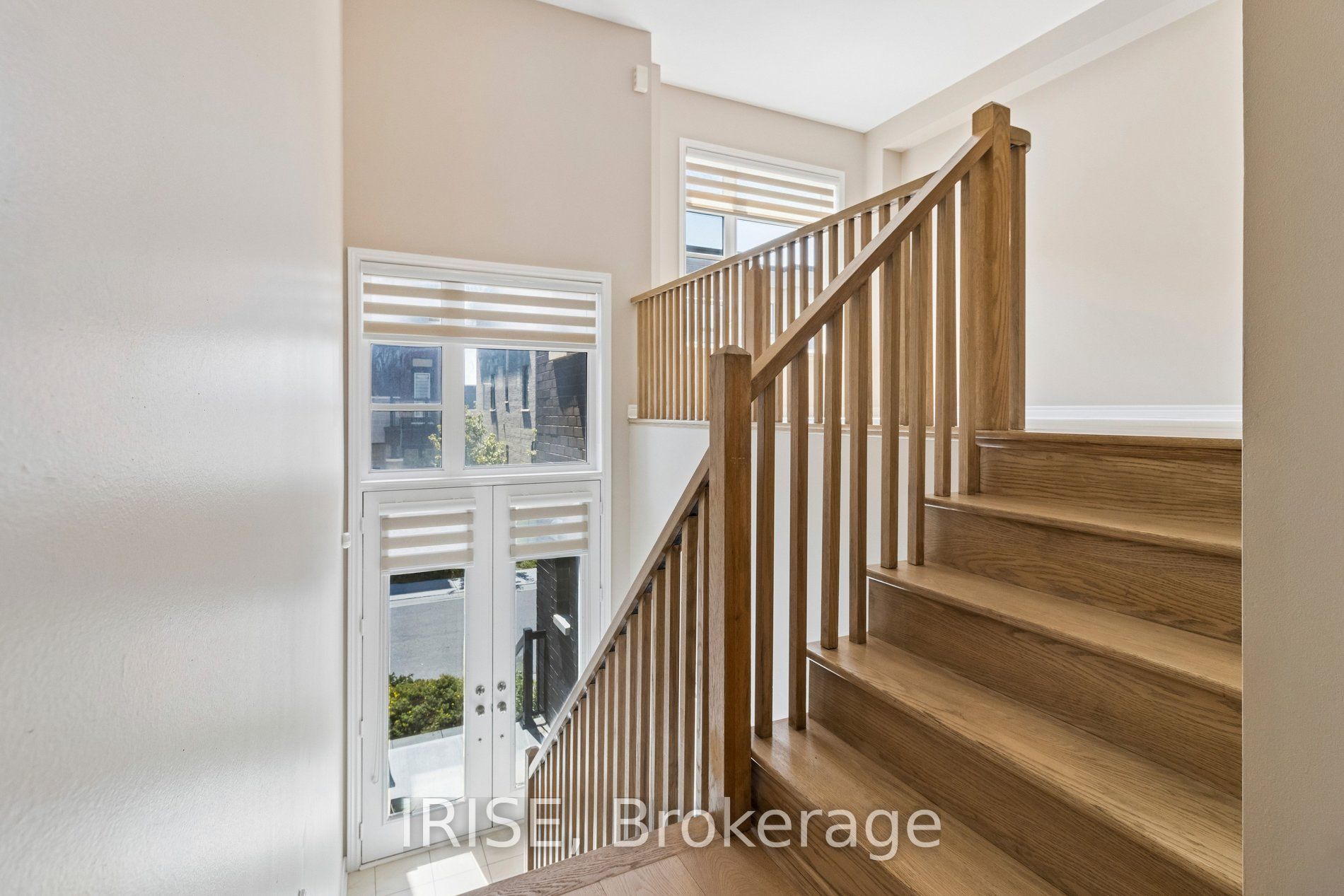 62 Laskin Drive, Vaughan, ON L6A 5A4 photo 2