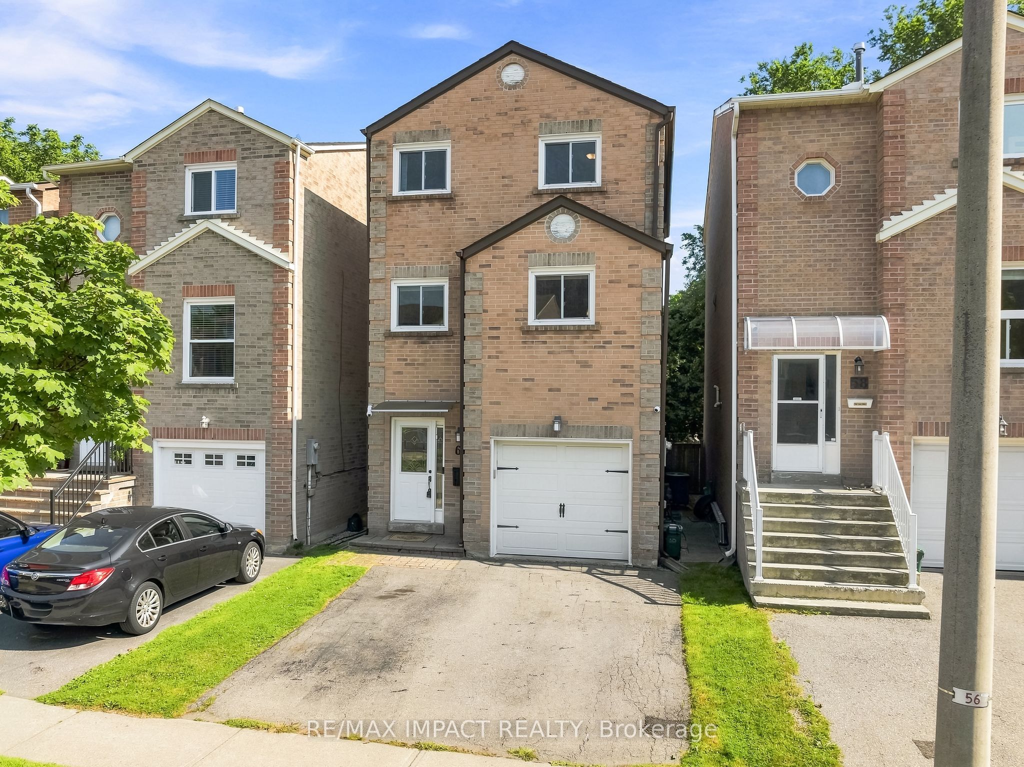 60 Cottonwood Court, Markham, ON L3T 5X1 photo 2