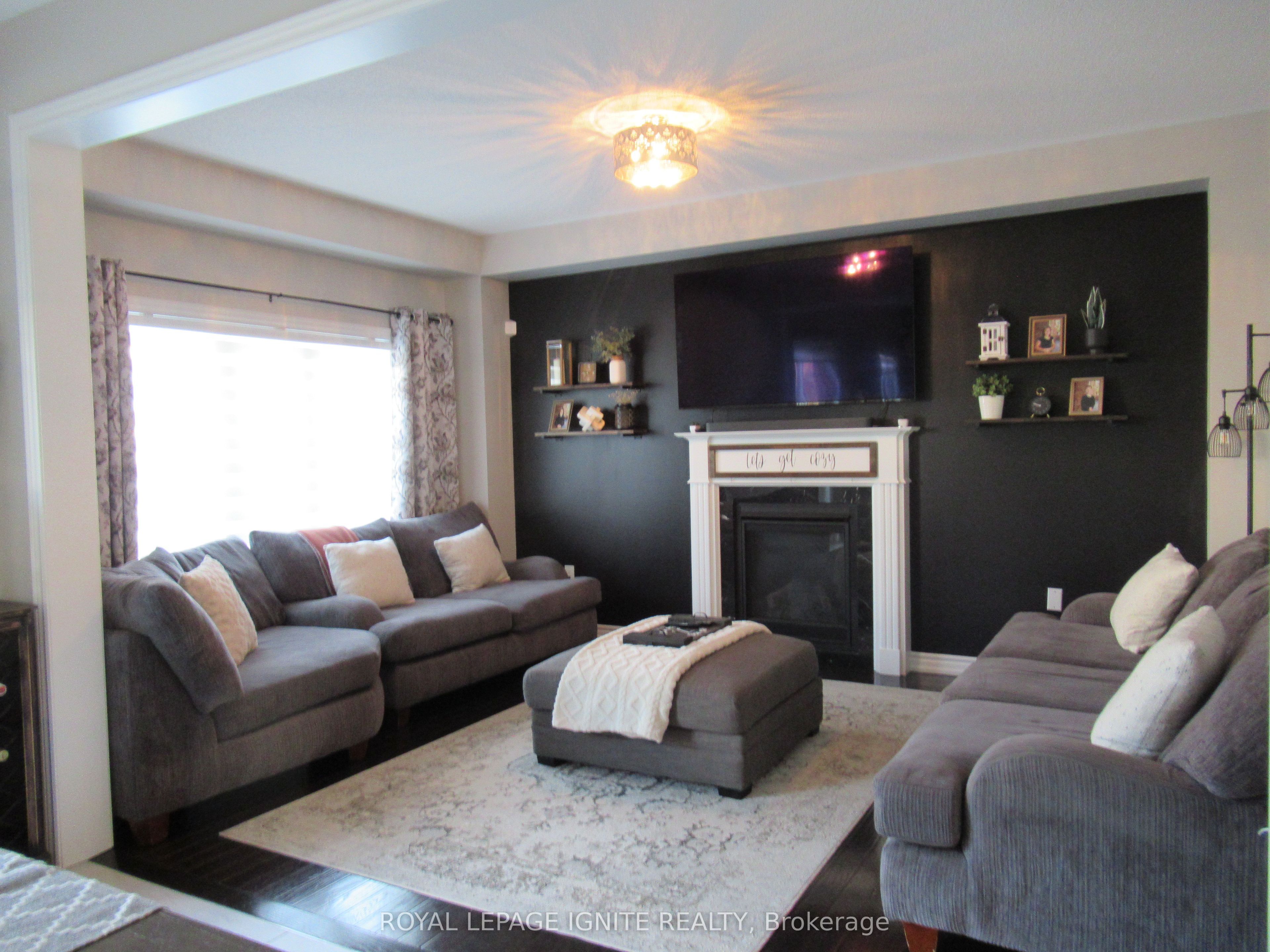 170 Gold Park Gate, Essa, ON L3W 0B4 photo 3