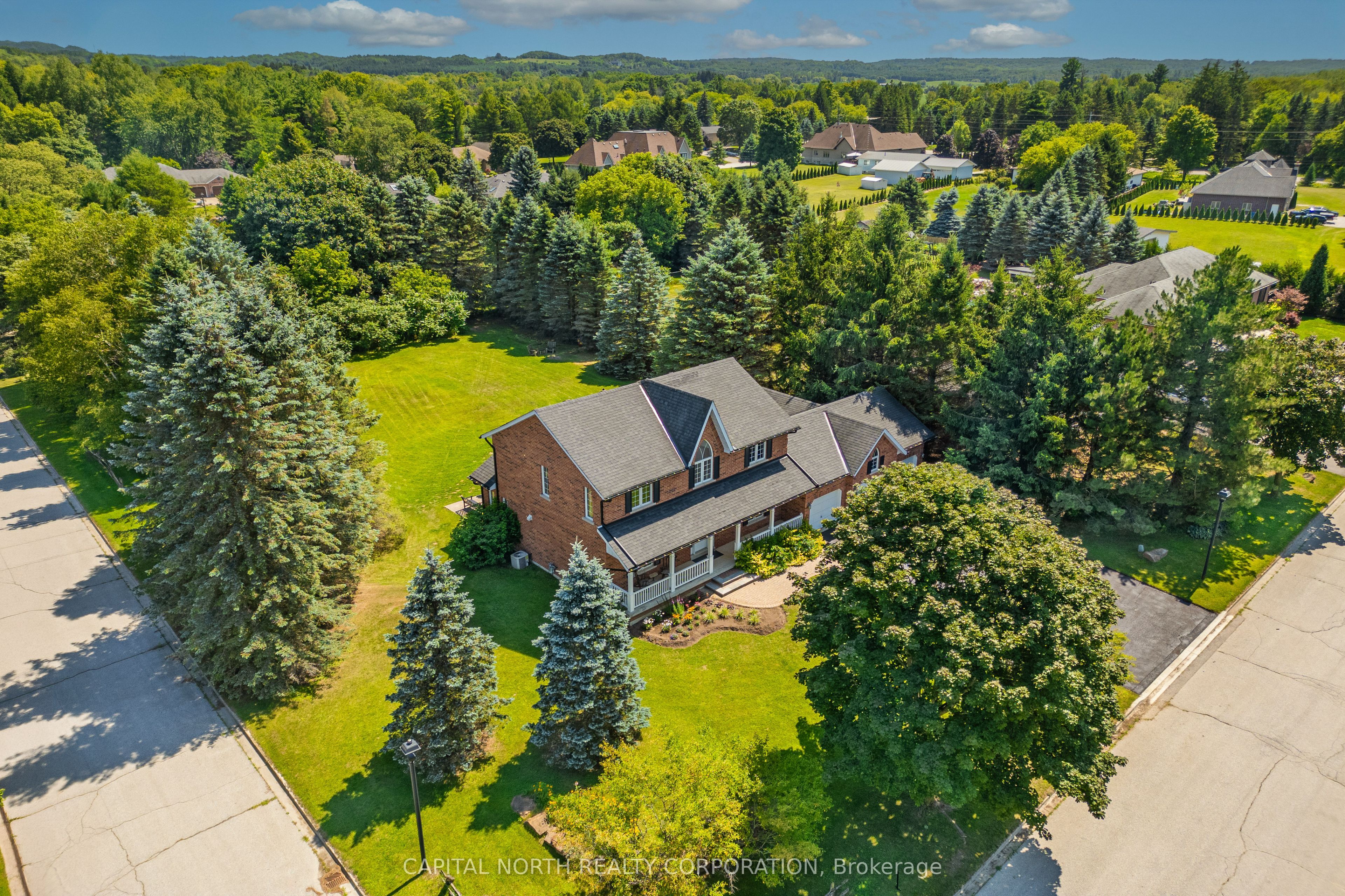 165 Edward Pottage Crescent, King, ON L7B 0E2 photo 3