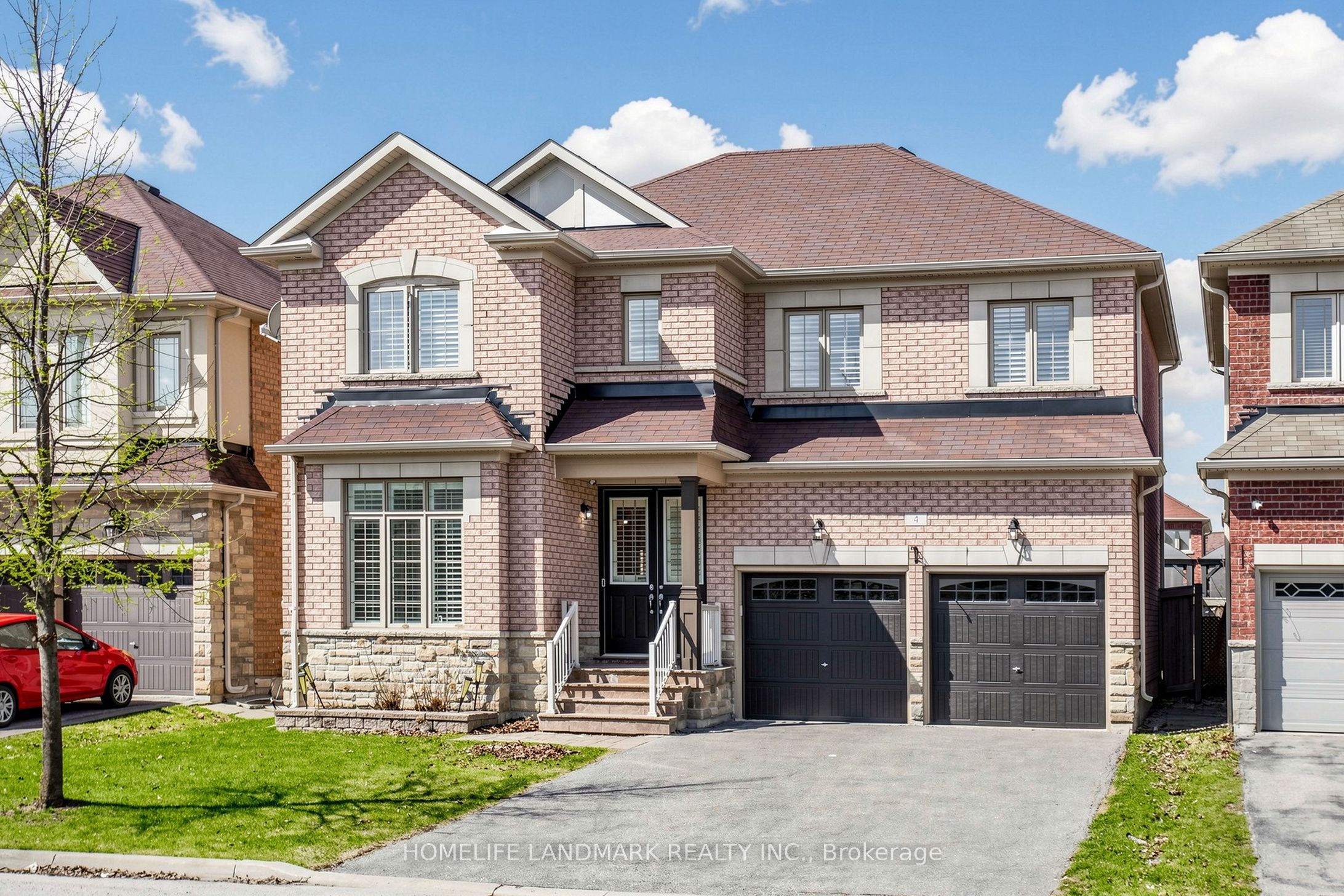 4 Merton Street, Richmond Hill, ON L4E 2Z2 photo 2