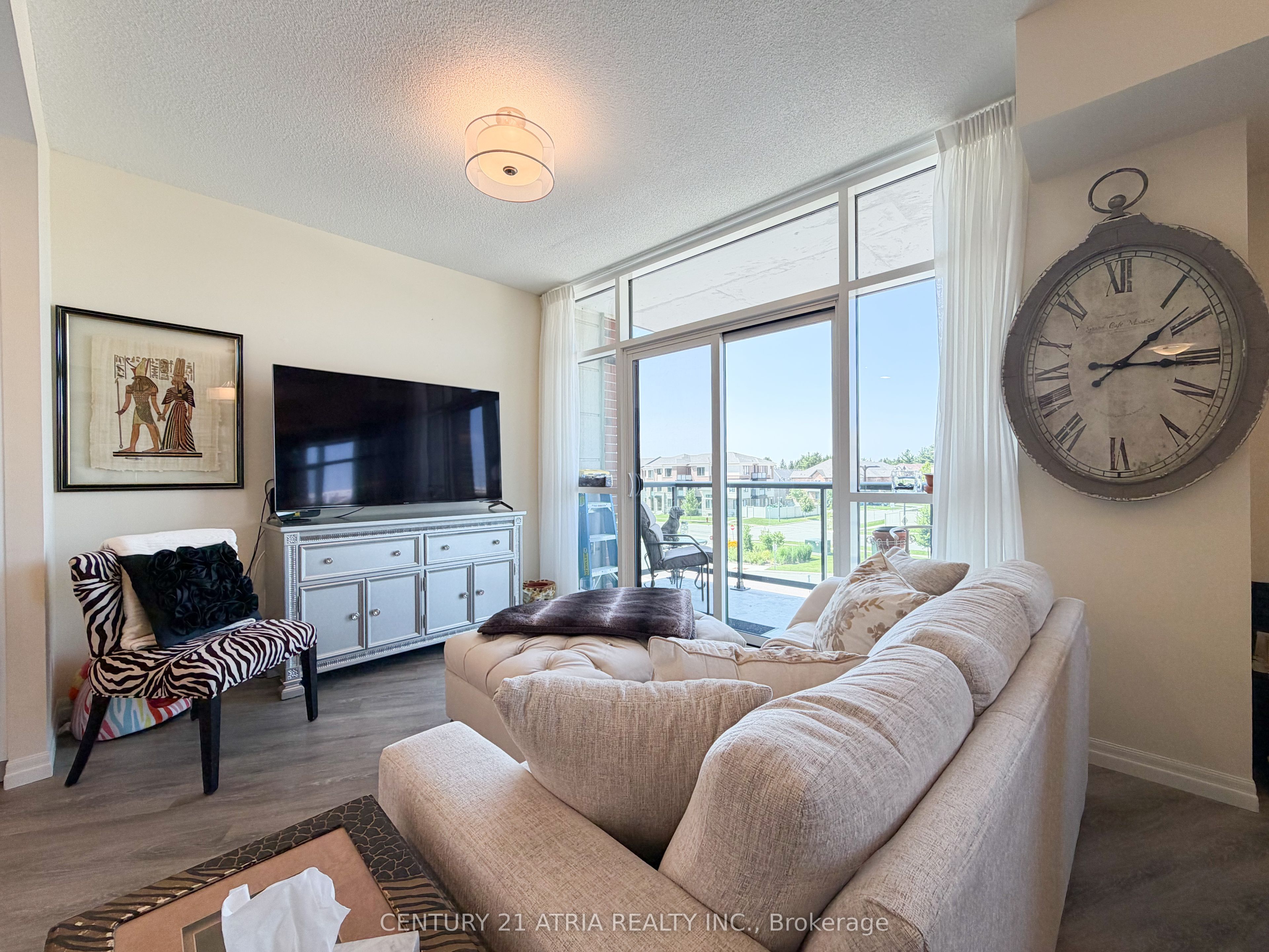 460 William Graham Drive 317, Aurora, ON L4G 1X9 photo 4