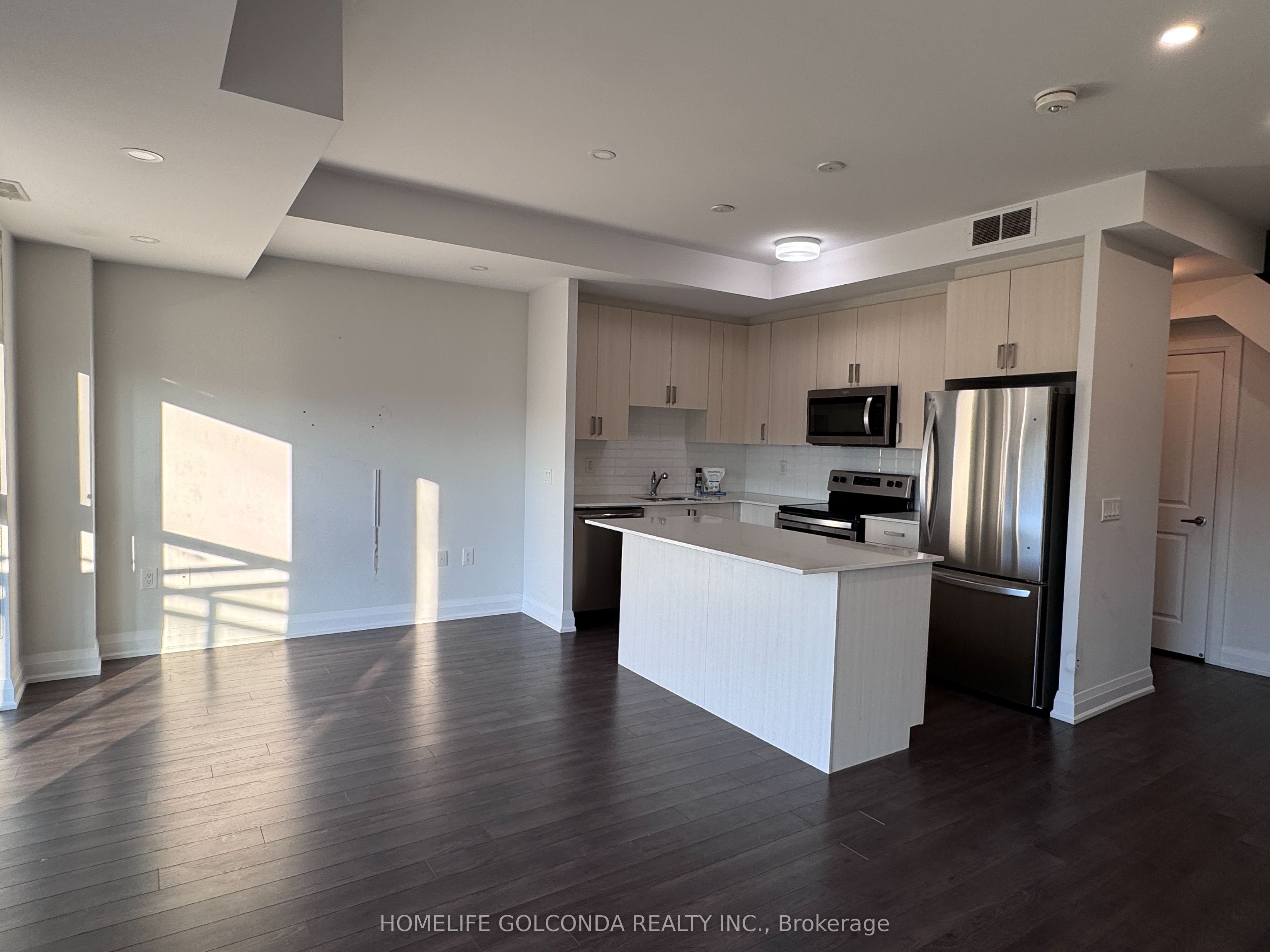 5309 Highway  7 Street A403, Vaughan, ON L4L 0B4 photo 2