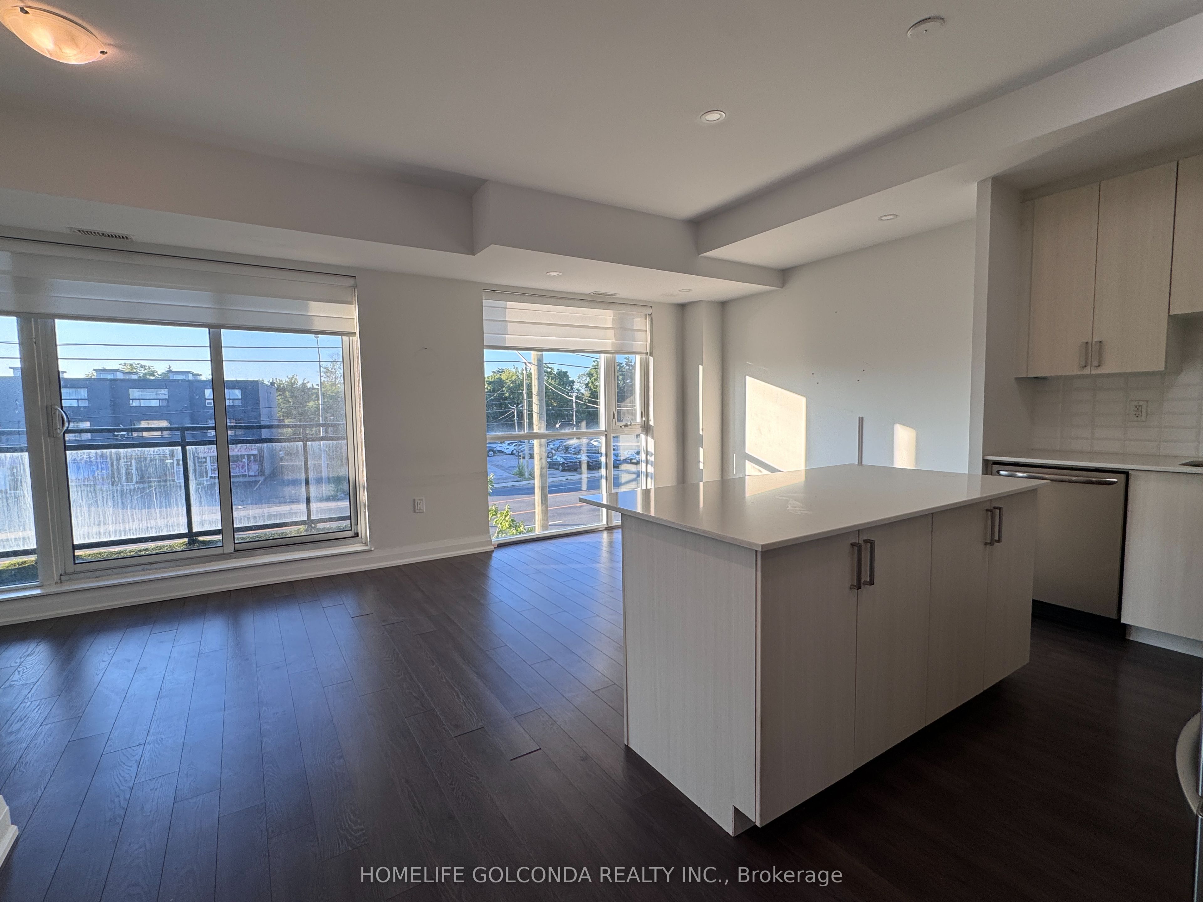 5309 Highway  7 Street A403, Vaughan, ON L4L 0B4 photo 3