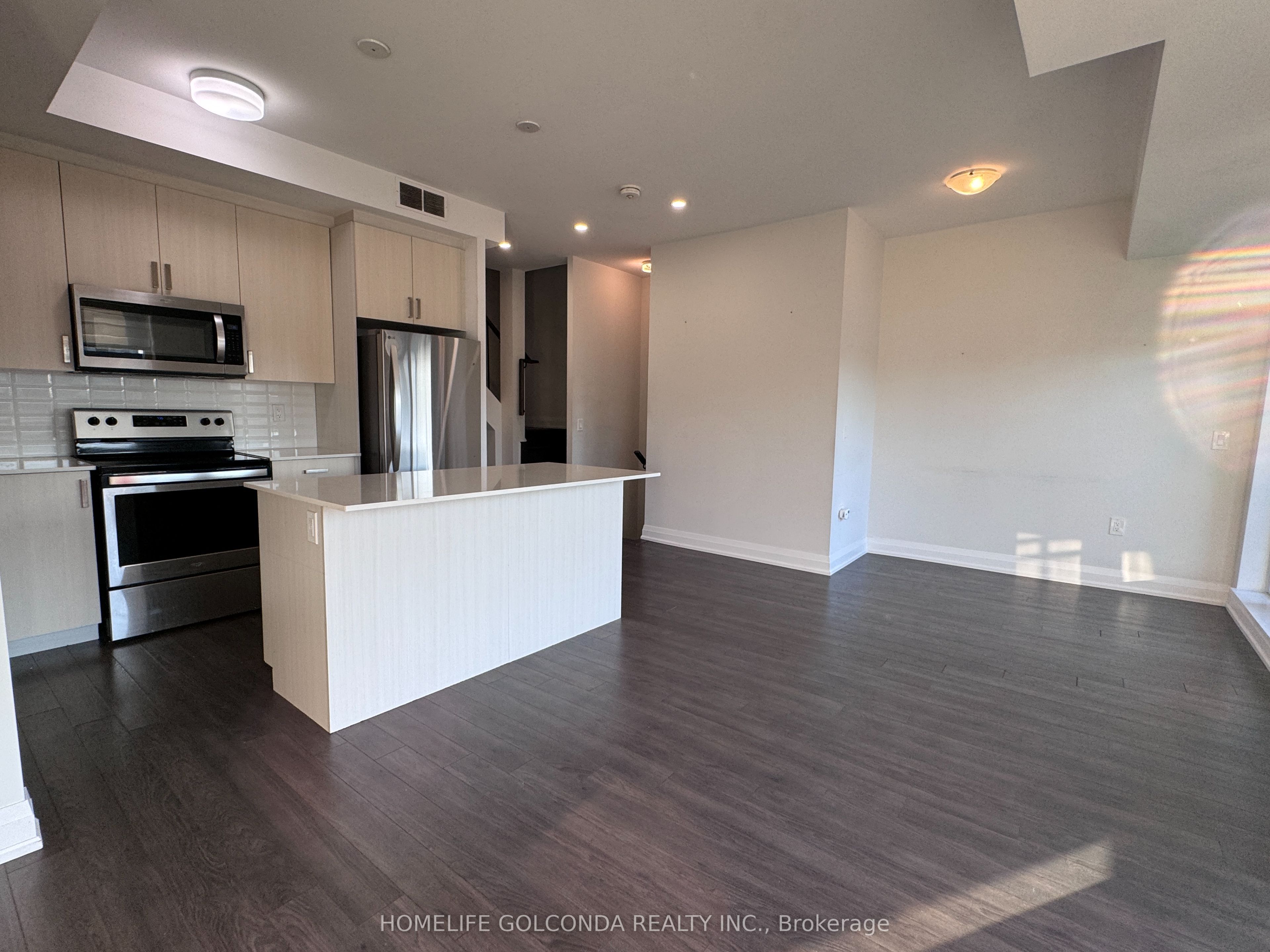 5309 Highway  7 Street A403, Vaughan, ON L4L 0B4 photo 4