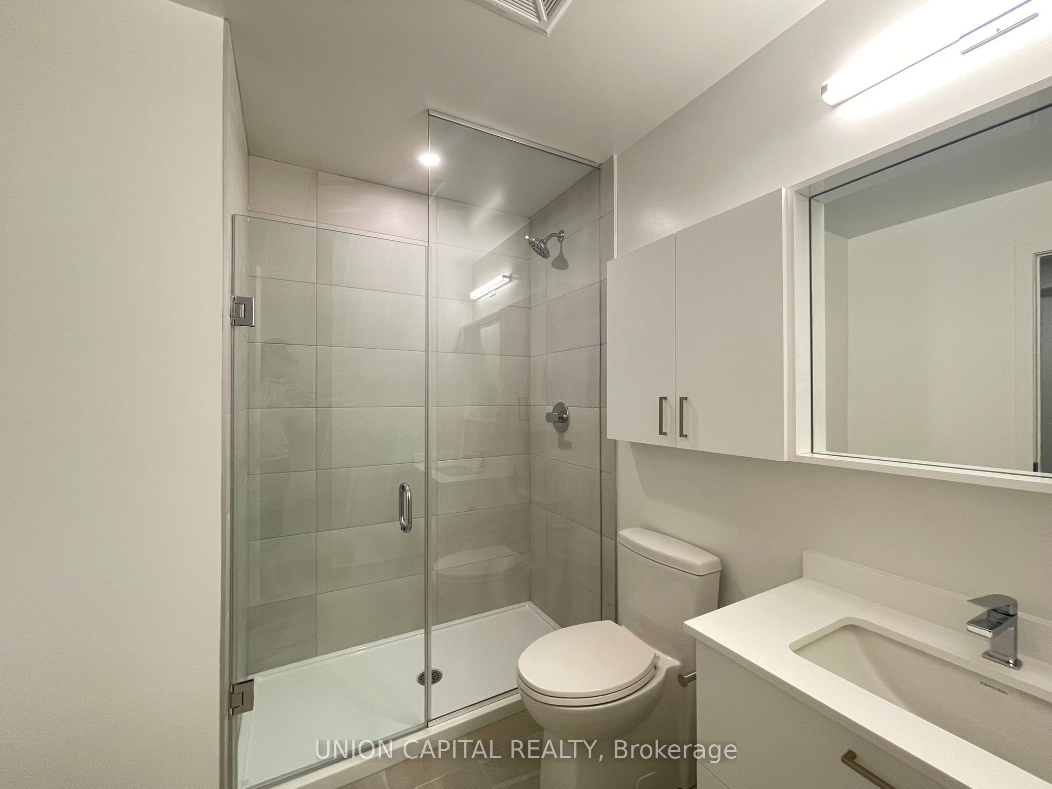 50 Upper Mall Way 1403, Vaughan, ON L4J 0L7 photo 5