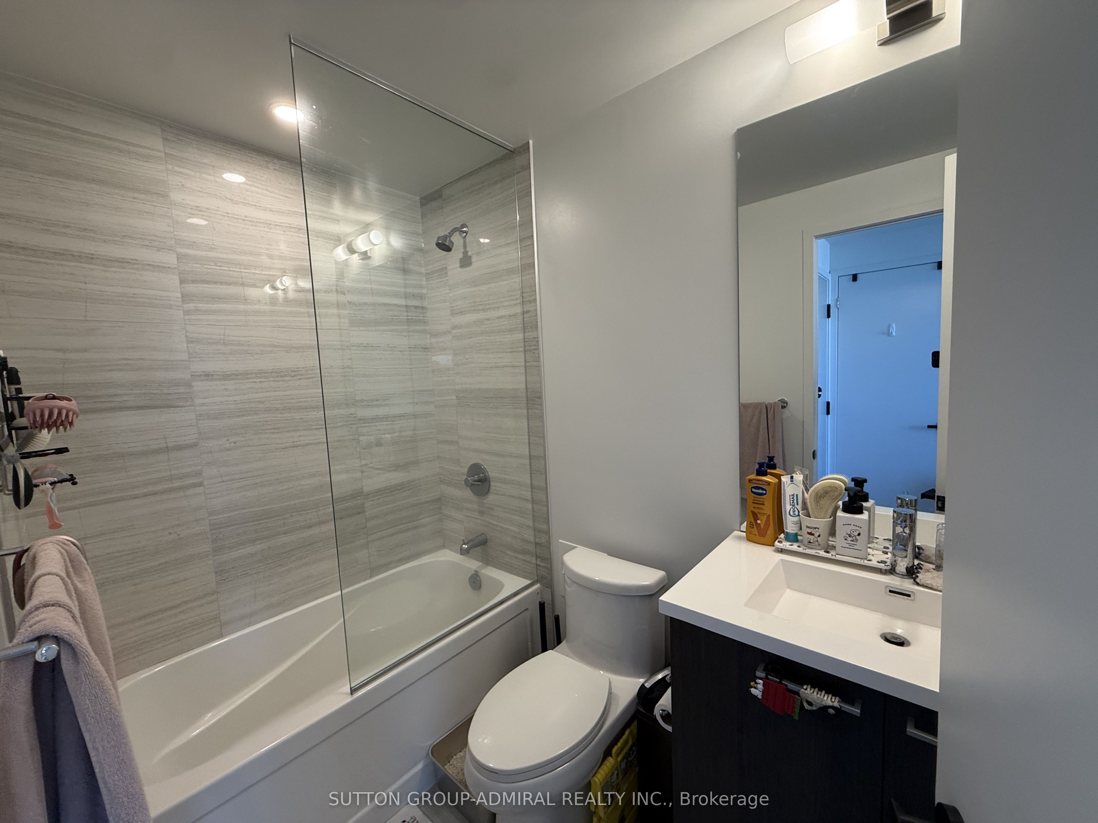195 Commerce Street 5112, Vaughan, ON L4K 0P9 photo 5