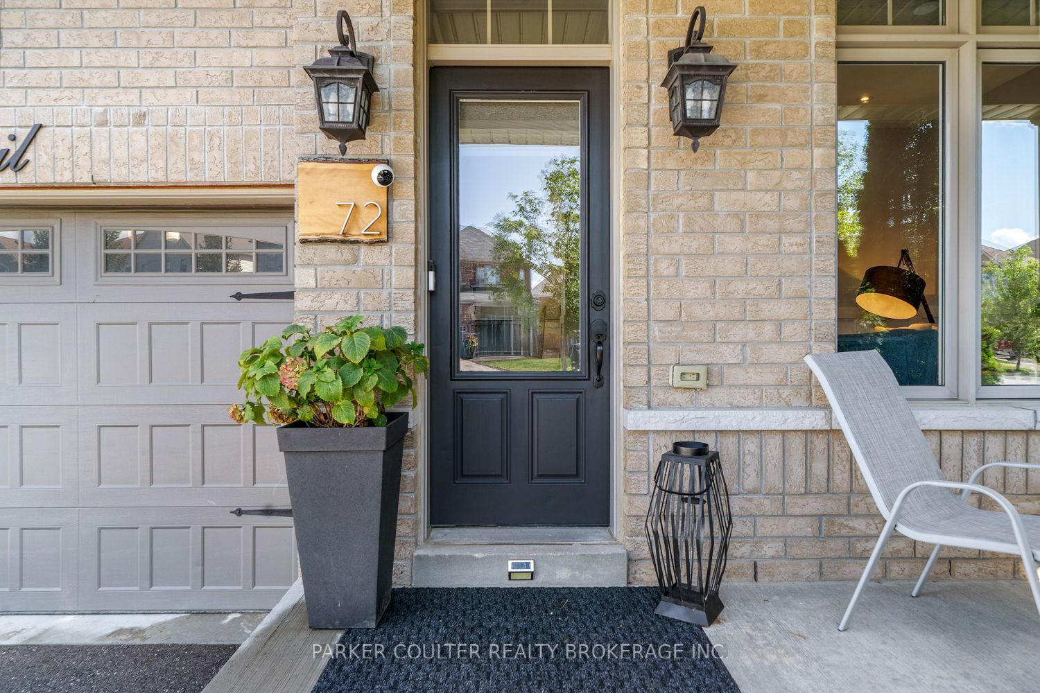 72 Strachan Trail, New Tecumseth, ON L0G 1A0 photo 3