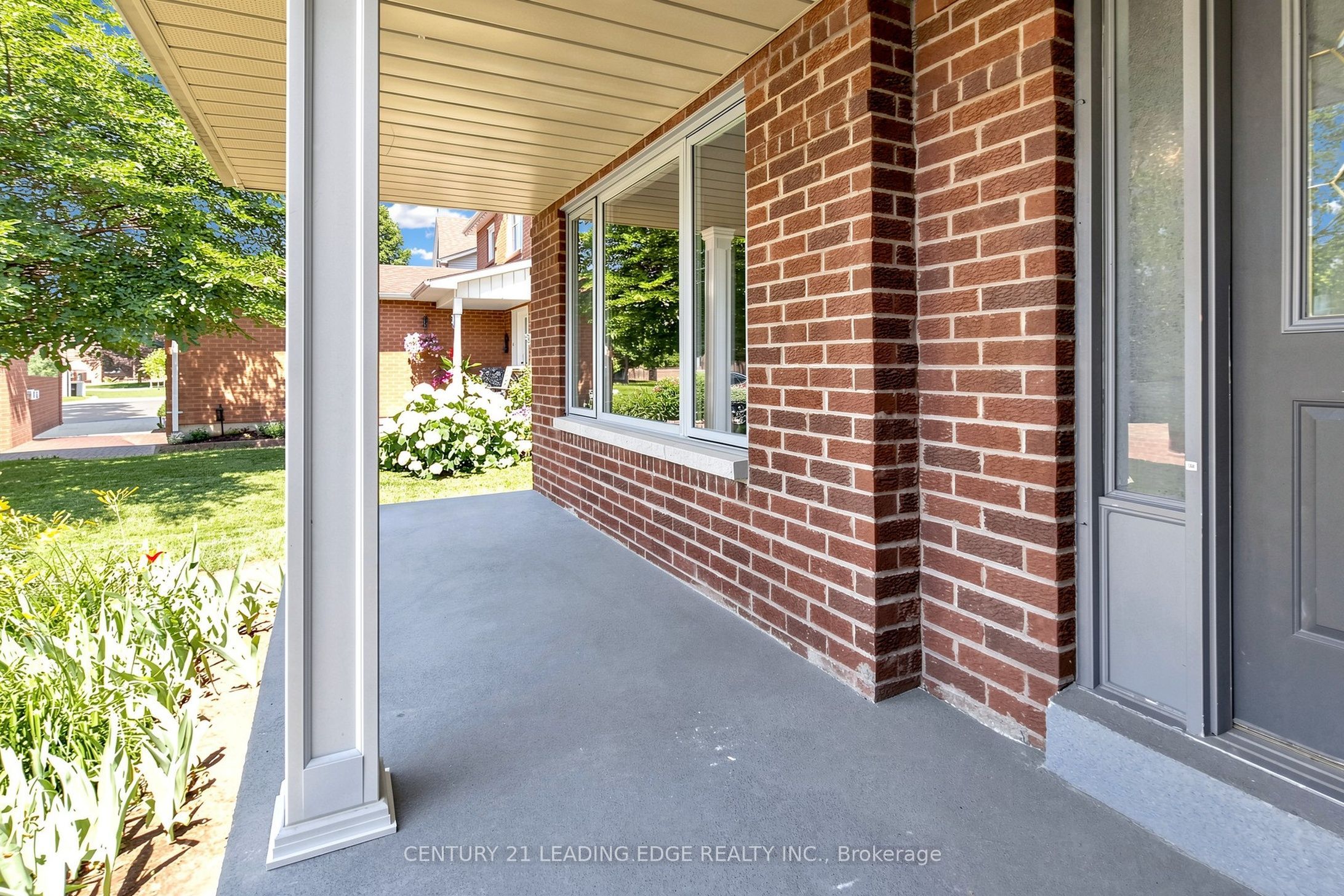 153 Natanya Boulevard, Georgina, ON L4P 3N2 photo 4