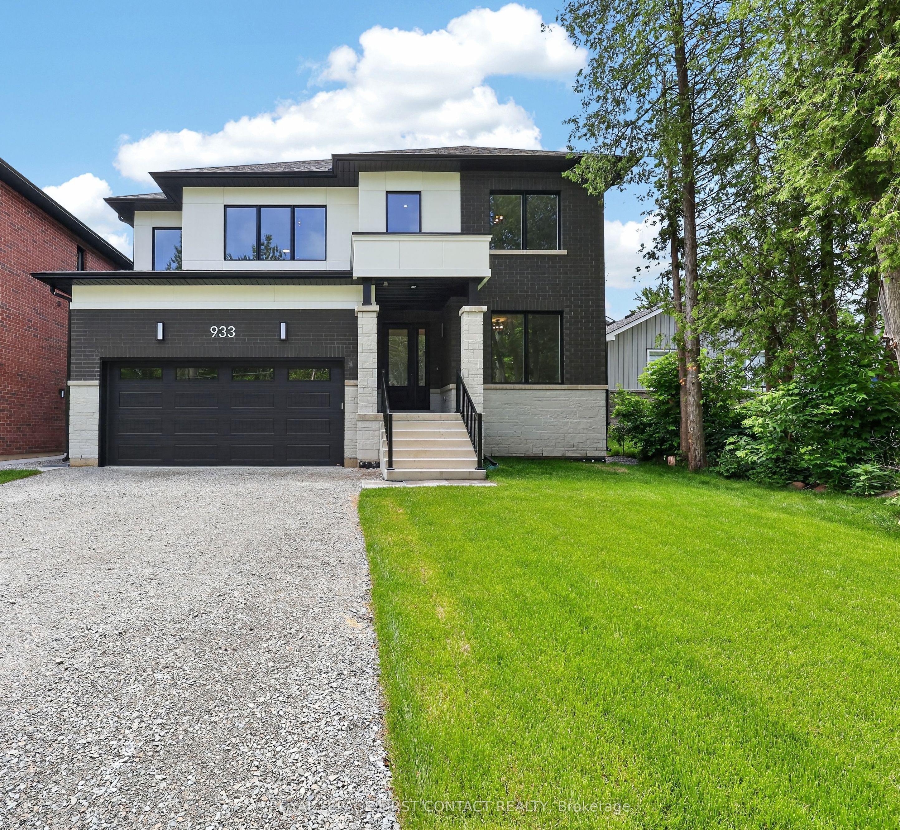 933 7th Line Lower, Innisfil, ON L9S 4G1