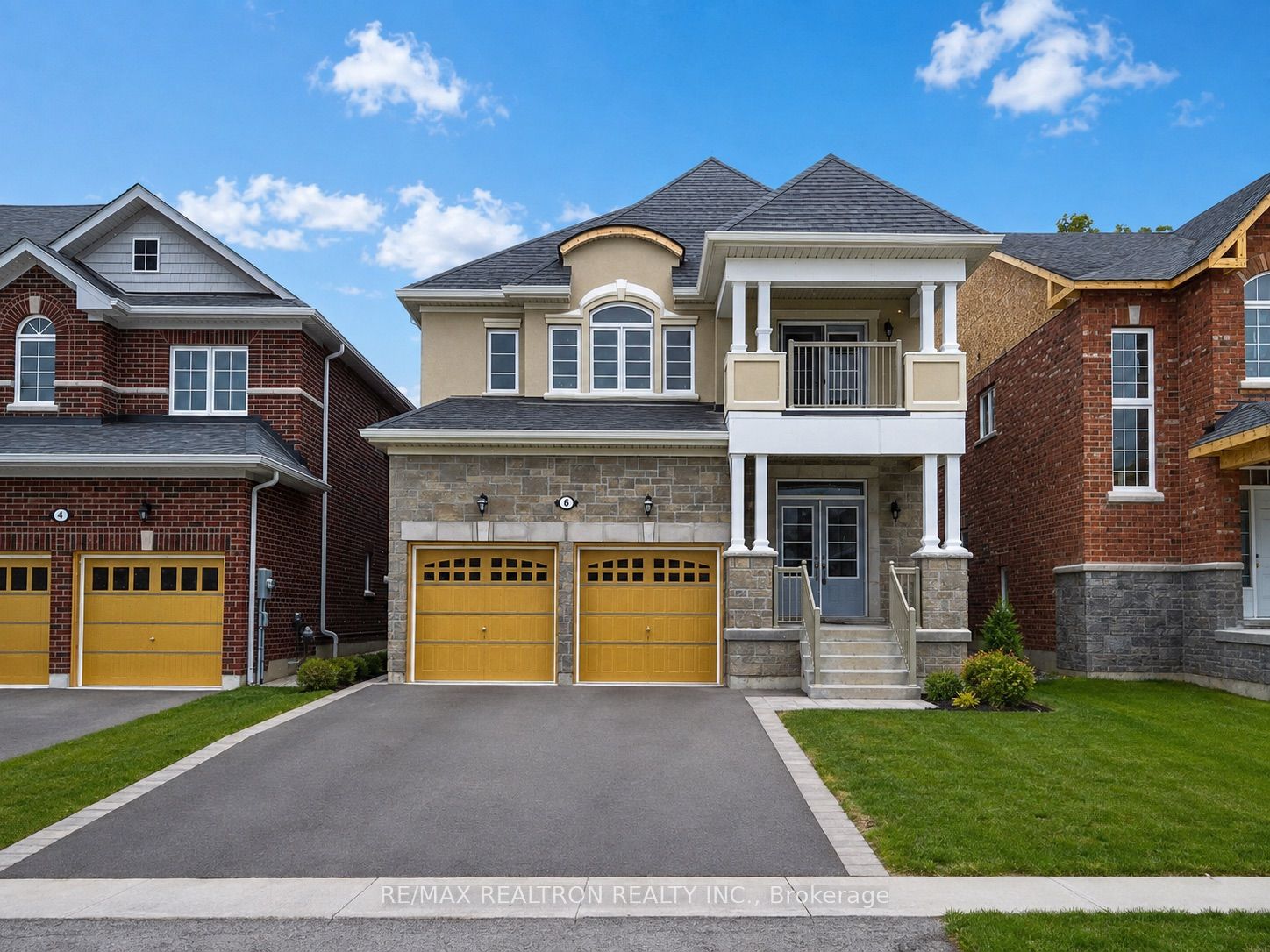 6 Grieve Avenue, Georgina, ON L0E 1R0