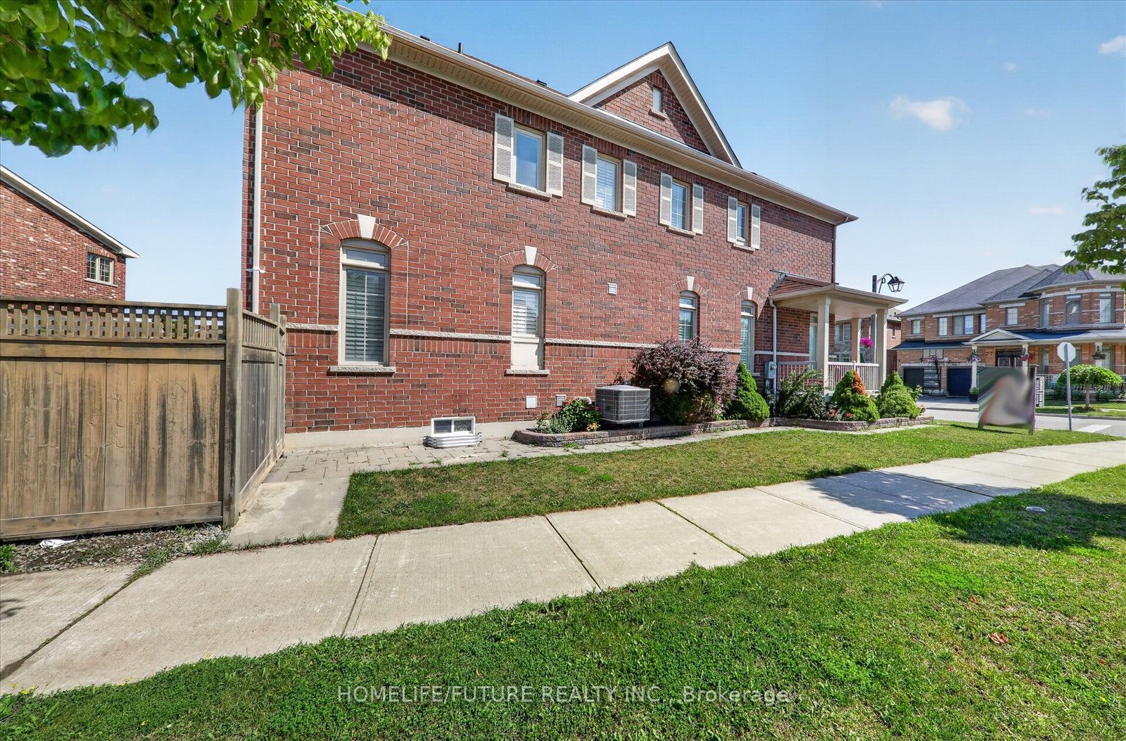 2 Astrid Terrace, Markham, ON L6E 0J8 photo 3