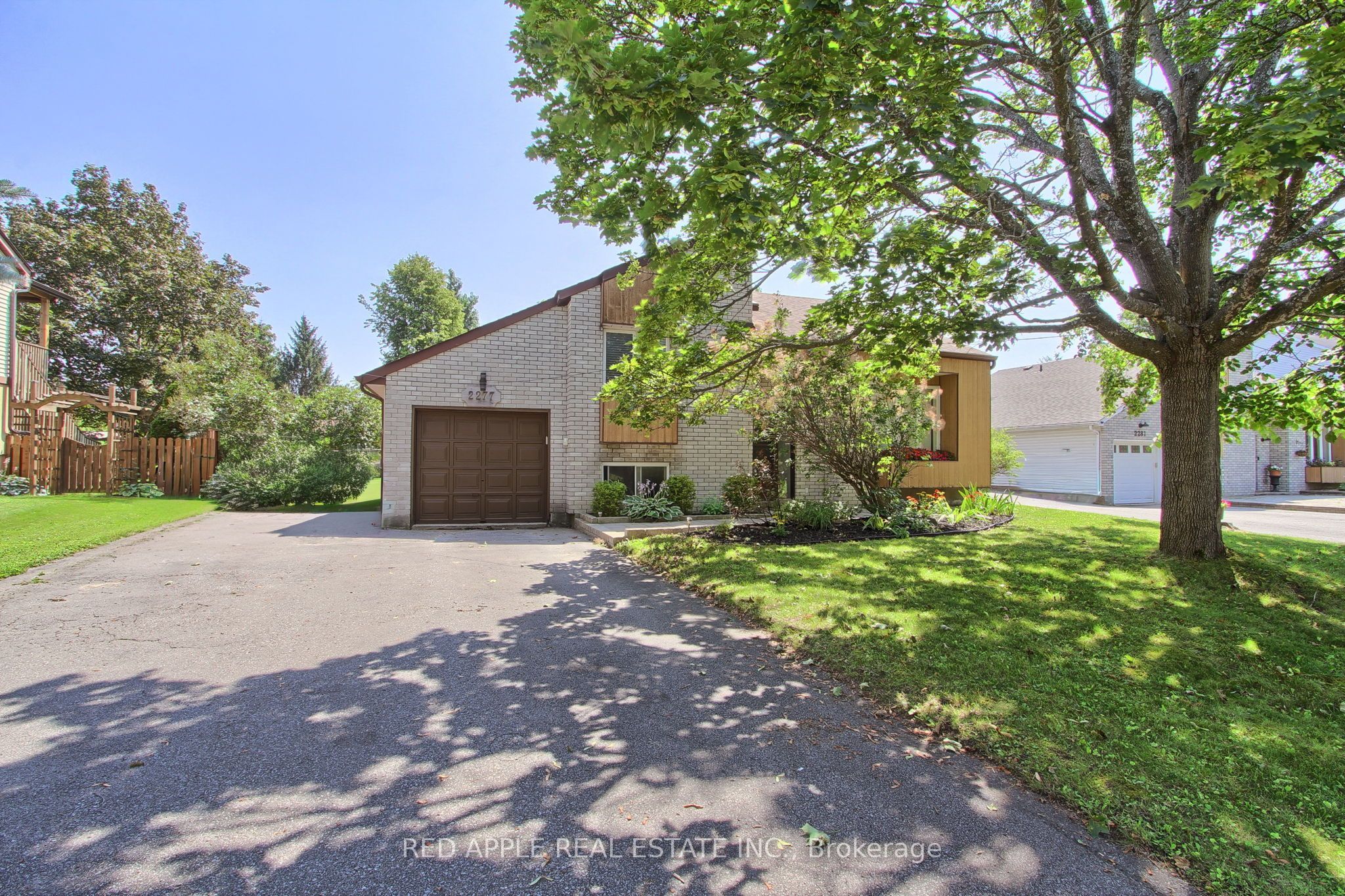 2277 Scythes Street, Innisfil, ON L9S 1G7 photo 2