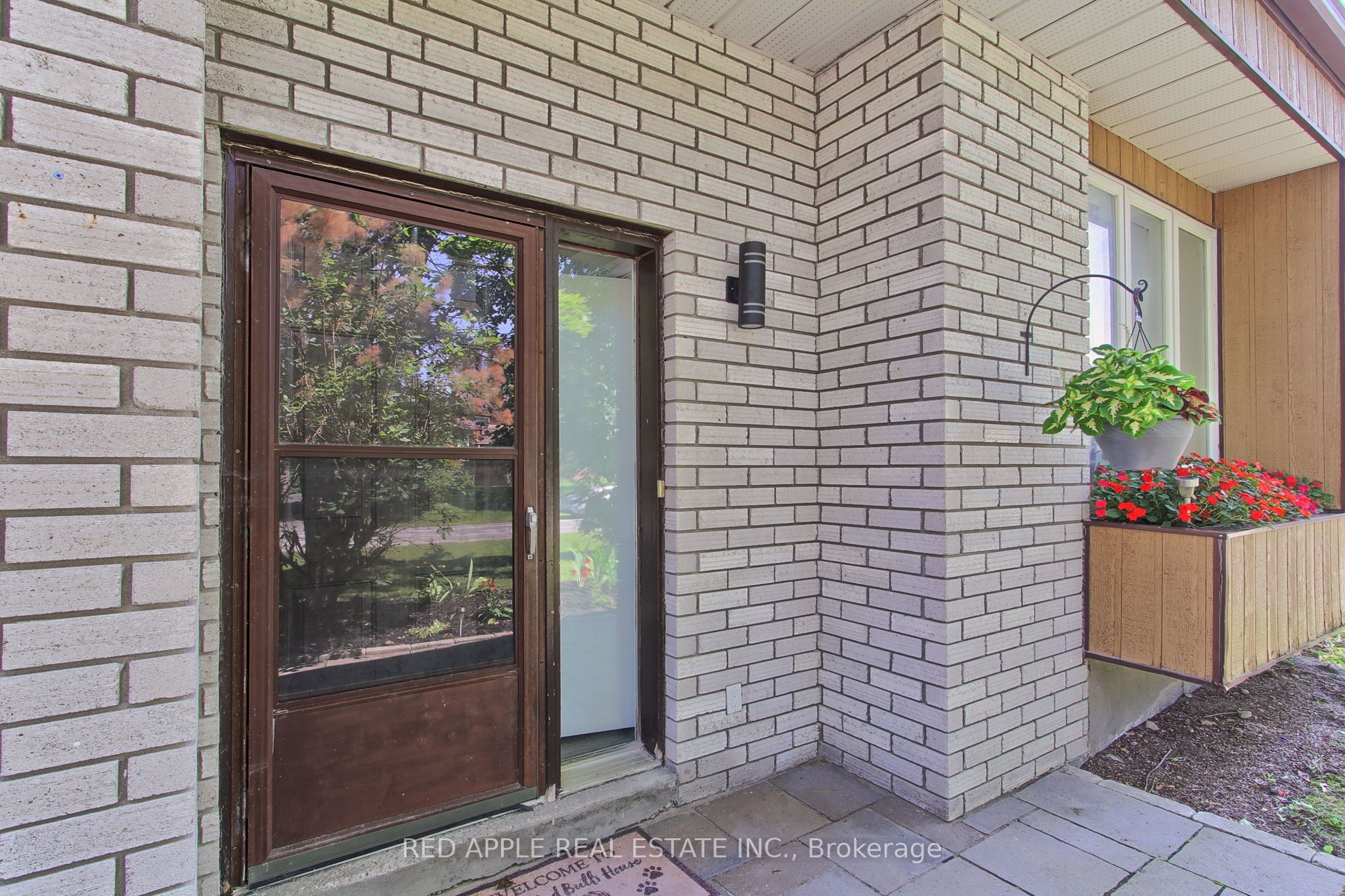 2277 Scythes Street, Innisfil, ON L9S 1G7 photo 4