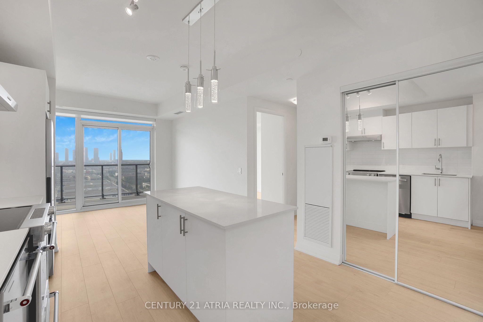 8960 Jane Street 1823, Vaughan, ON L4K 0N9 photo 5