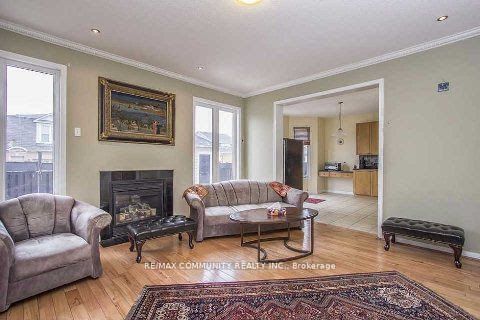 11 Horsetail Street MAIN FLOOR, Markham, ON L6B 1K3 photo 4