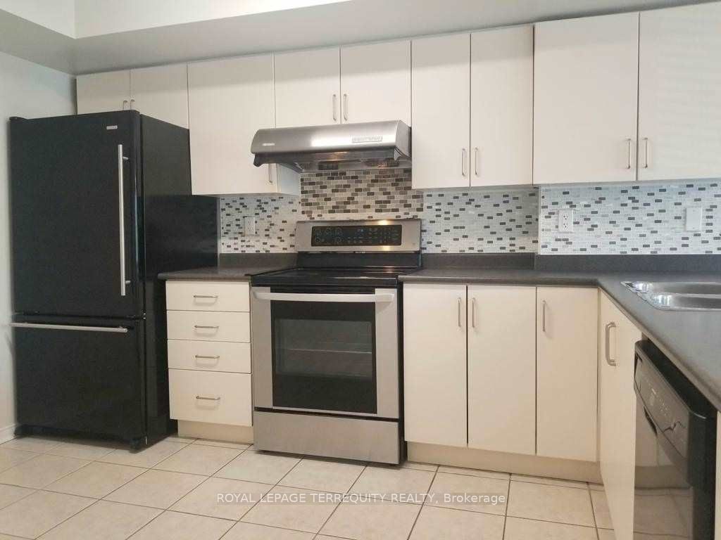 310 John Street 326, Markham, ON L3T 0A7 photo 4