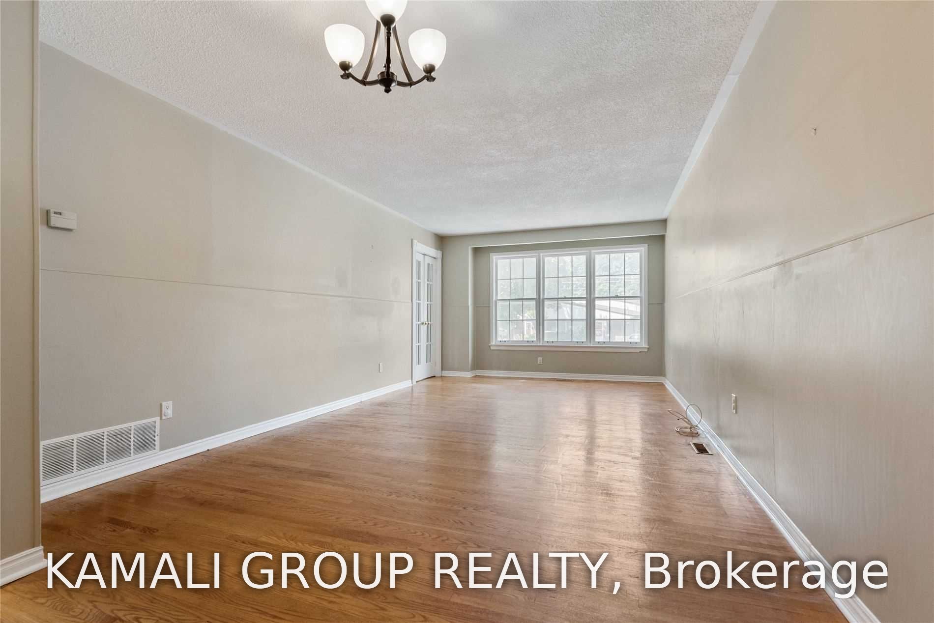 15 Walter Avenue MAIN, Newmarket, ON L3Y 2T2 photo 5
