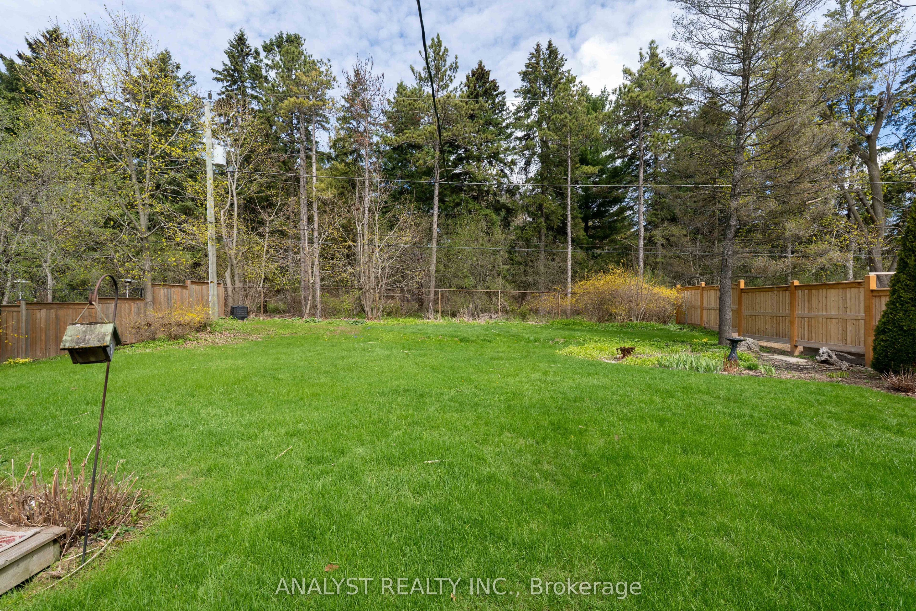 104 Cardish Street, Vaughan, ON L0J 1C0 photo 5