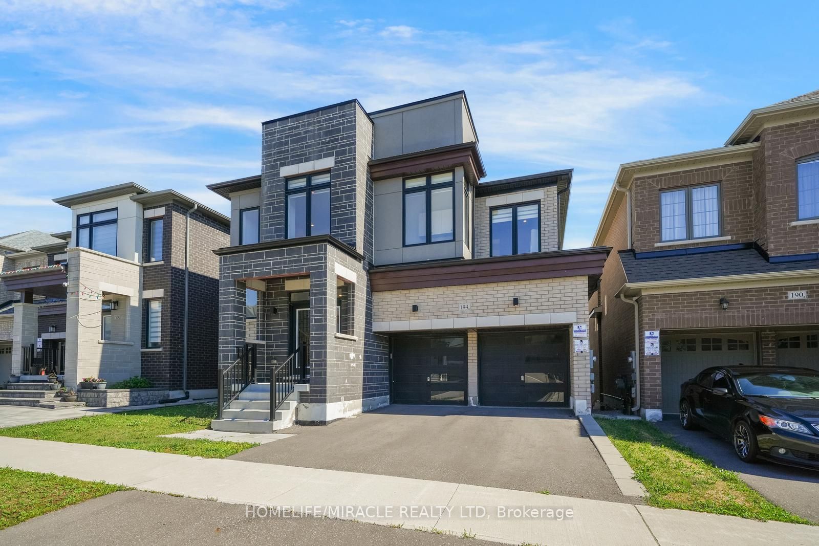 194 Boundary Boulevard, Whitchurch-Stouffville, ON L4A 4W3
