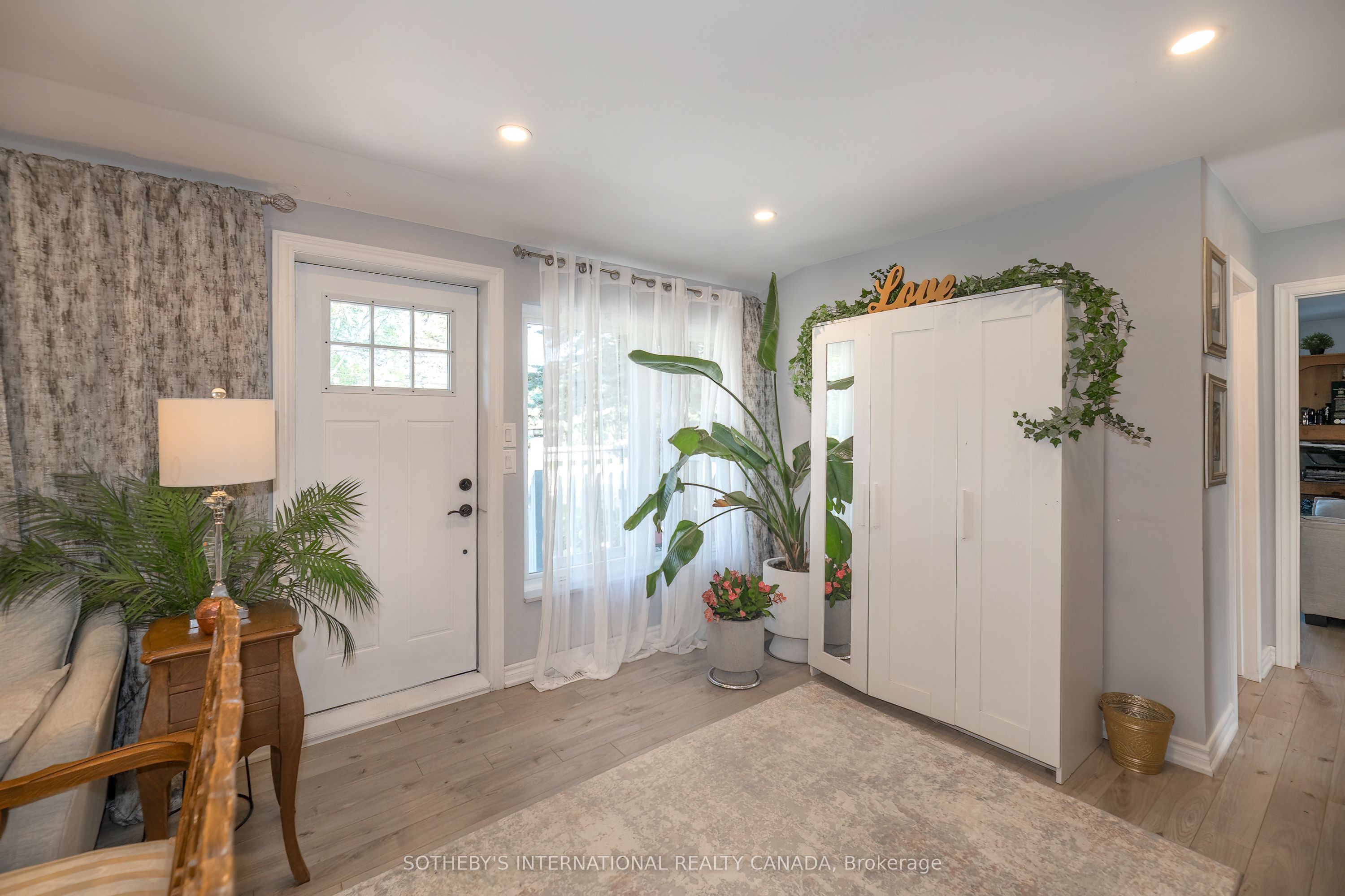 2063 Lea Road, Innisfil, ON L9S 1T3 photo 4
