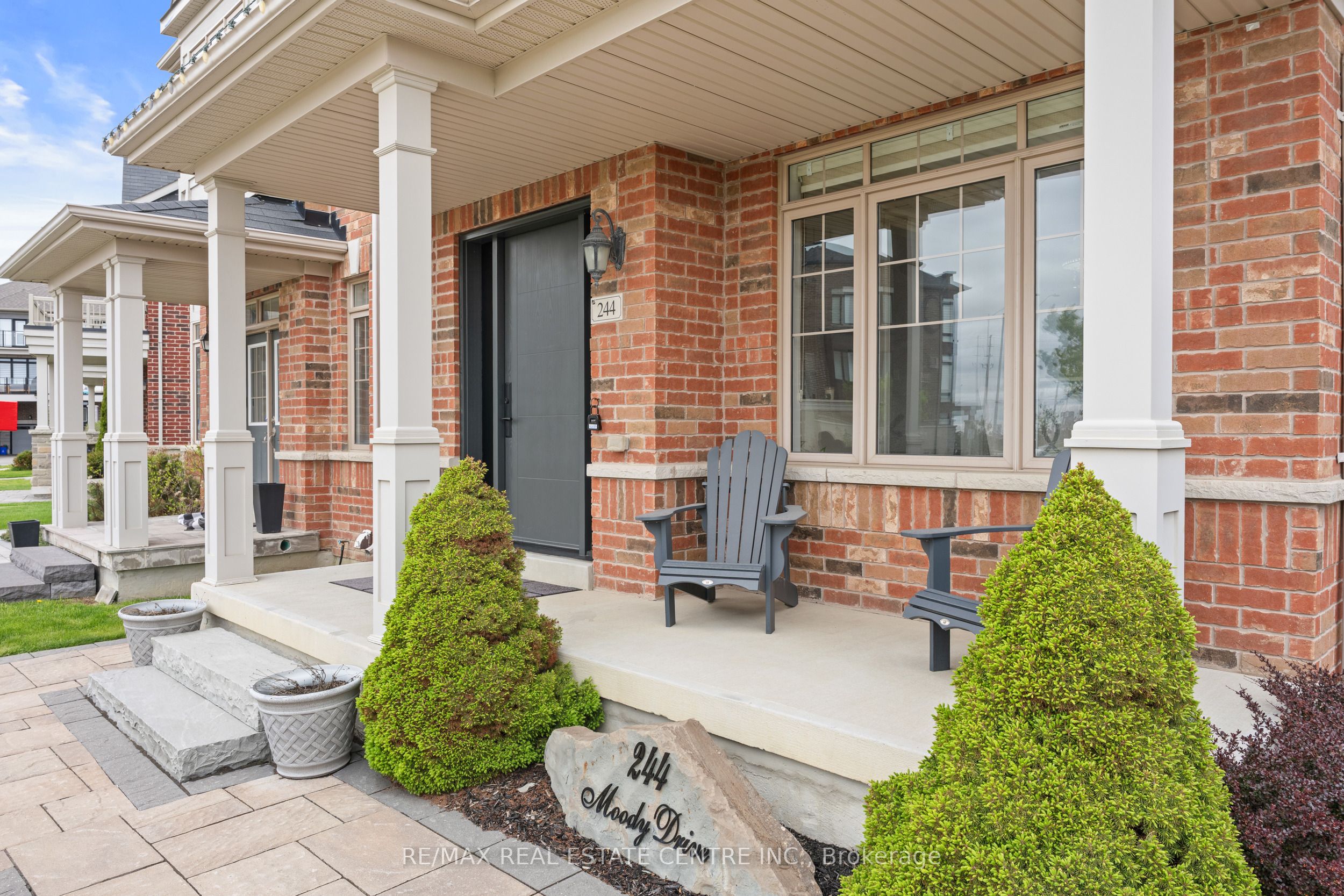 244 Moody Drive, Vaughan, ON L4H 3Z6 photo 2