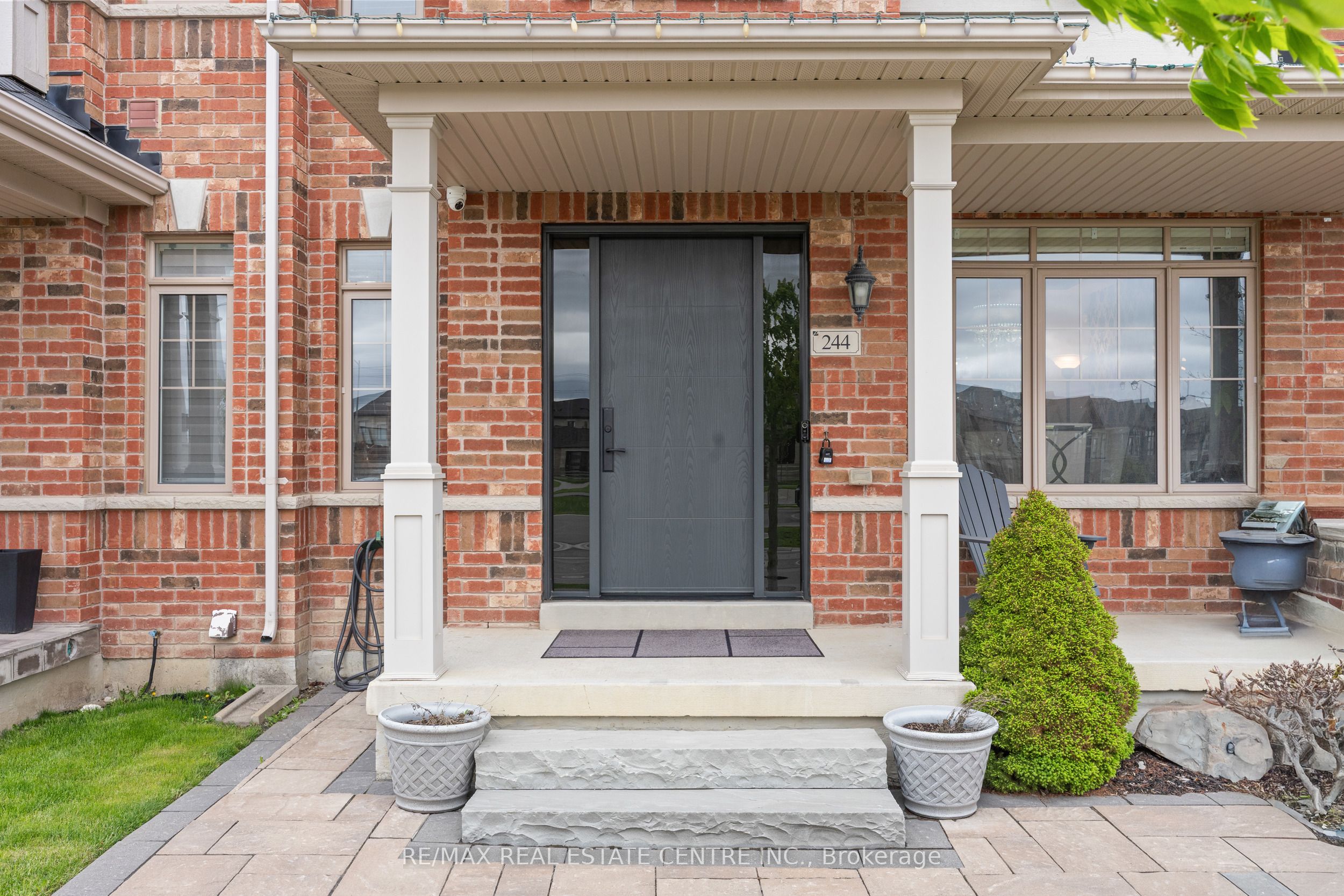 244 Moody Drive, Vaughan, ON L4H 3Z6 photo 3