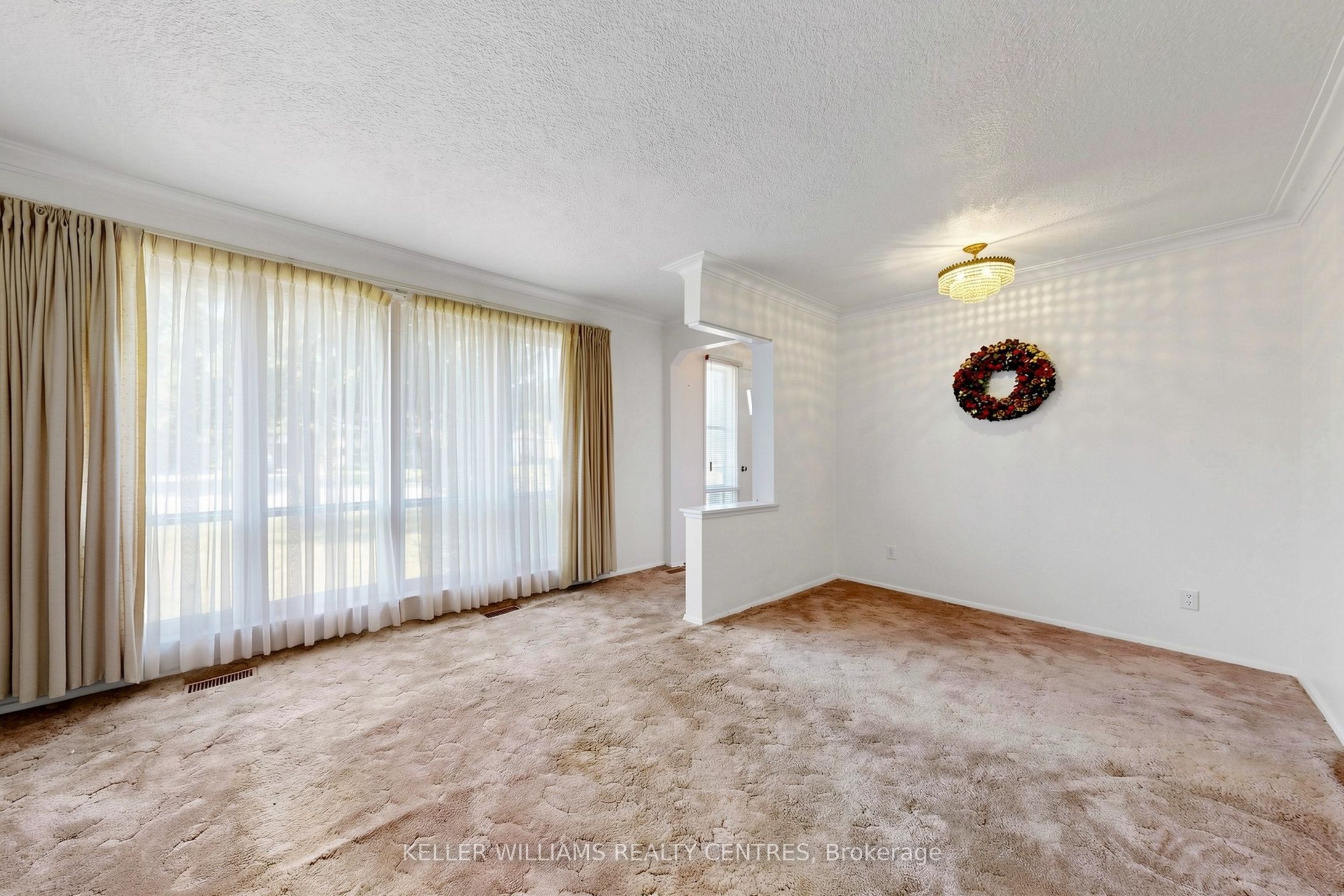 302 Palmer Avenue, Richmond Hill, ON L4C 1P3 photo 5