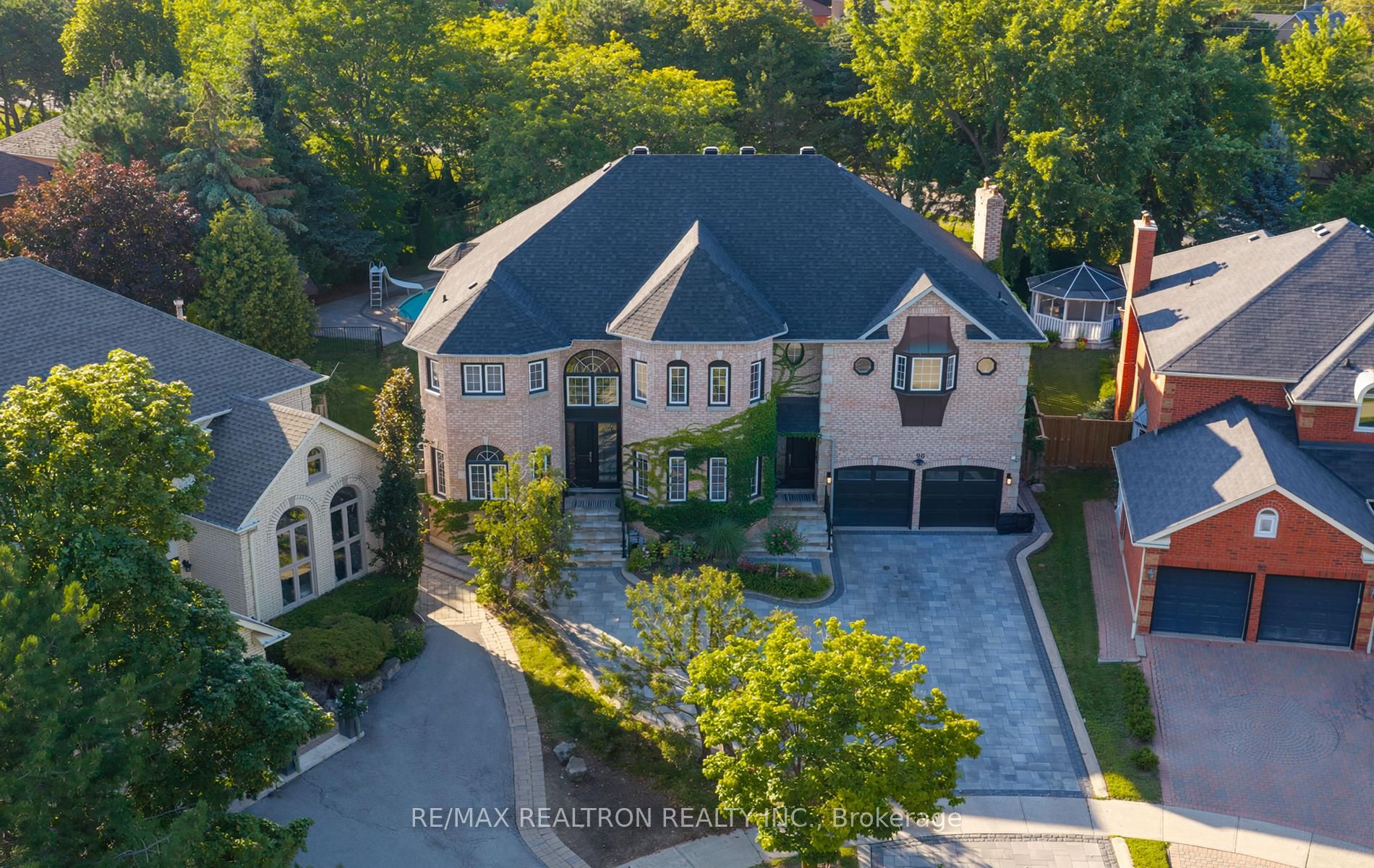 96 Markwood Lane, Vaughan, ON L4J 7K7