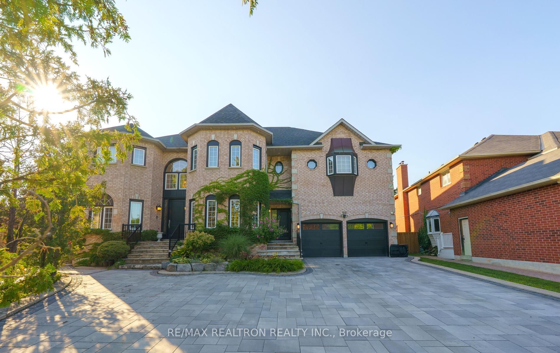 96 Markwood Lane, Vaughan, ON L4J 7K7 photo 2