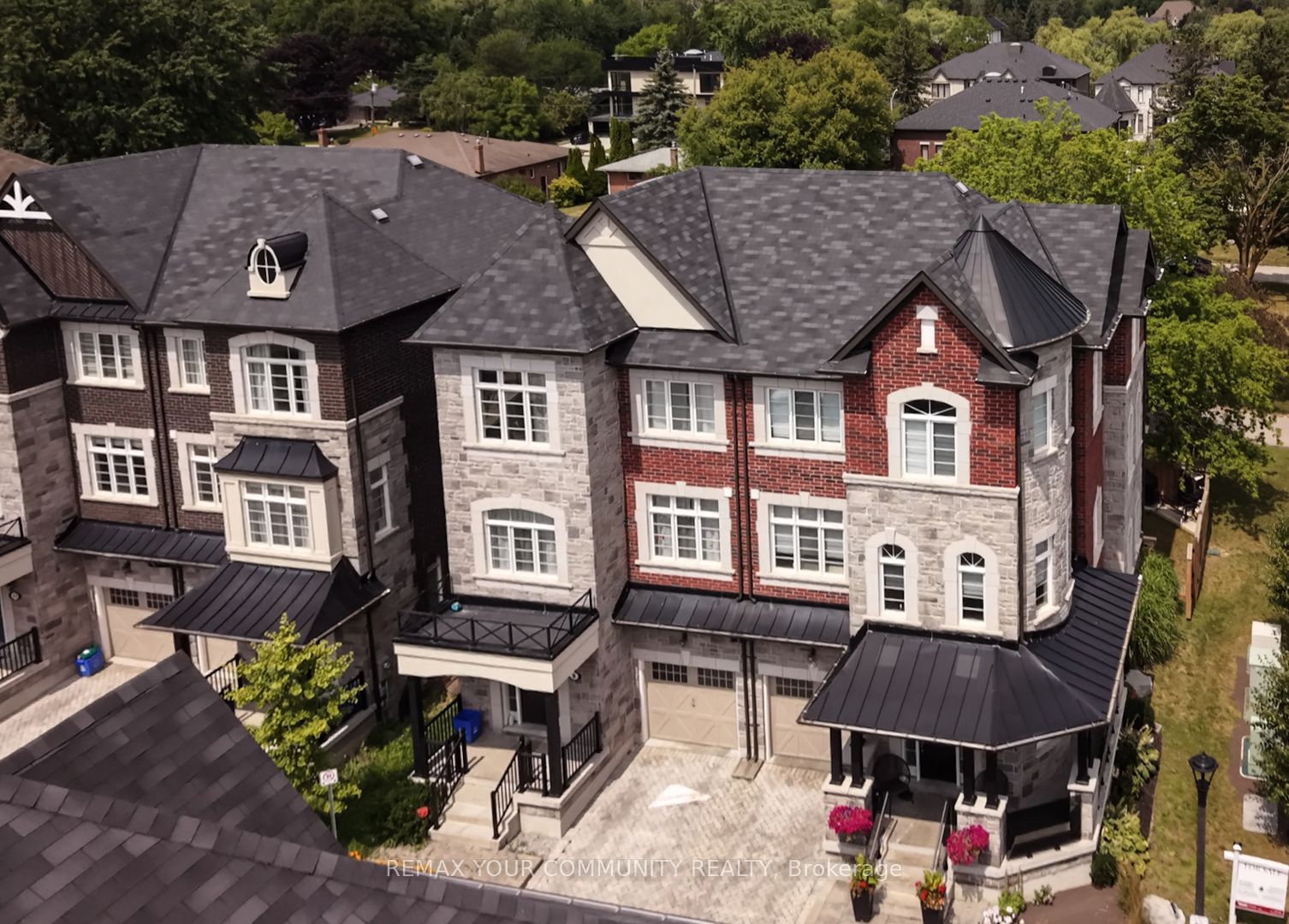 6 Globemaster Lane, Richmond Hill, ON L4G 2H1