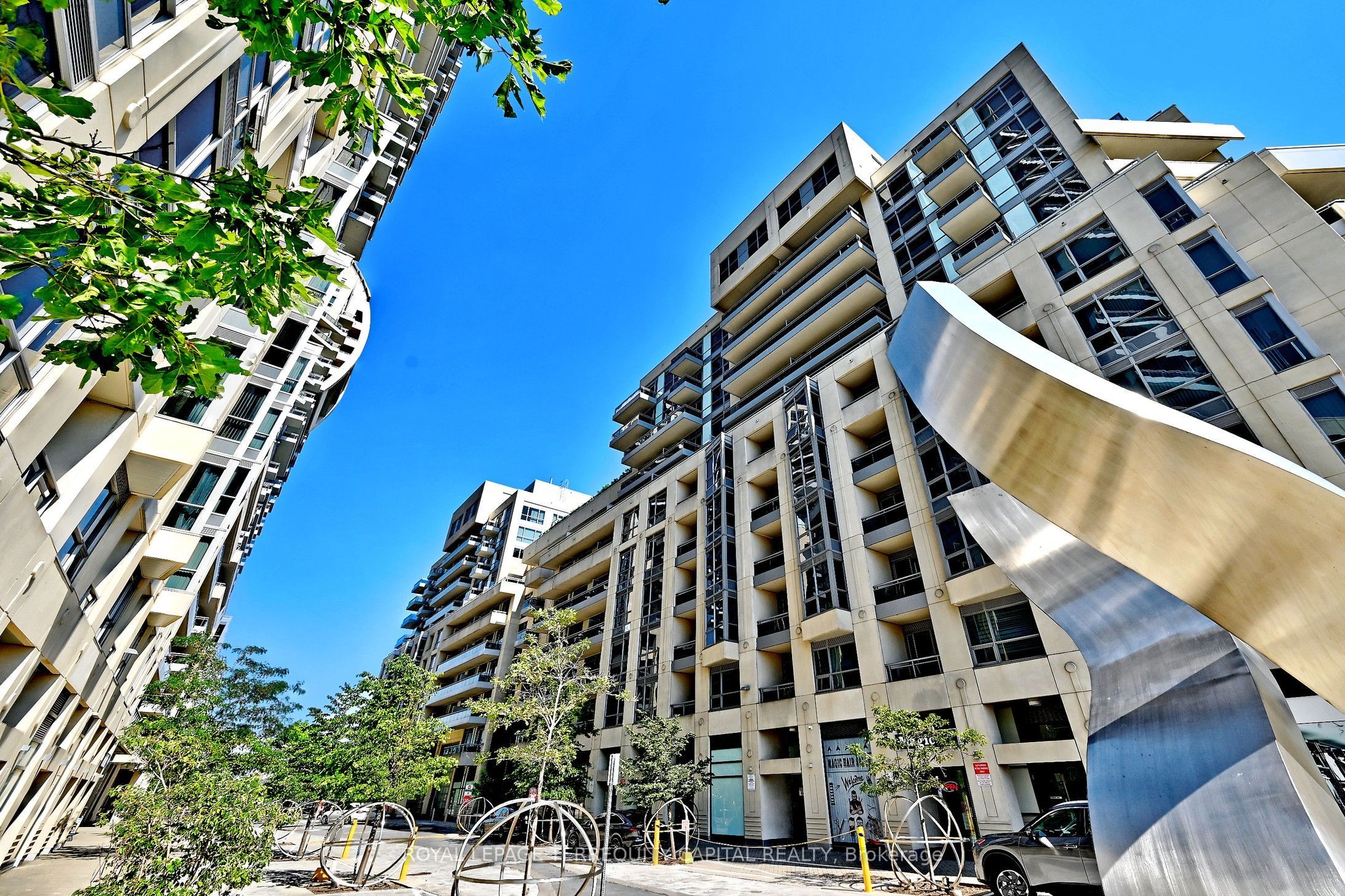 9199 Yonge Street 306, Richmond Hill, ON L4C 1H7
