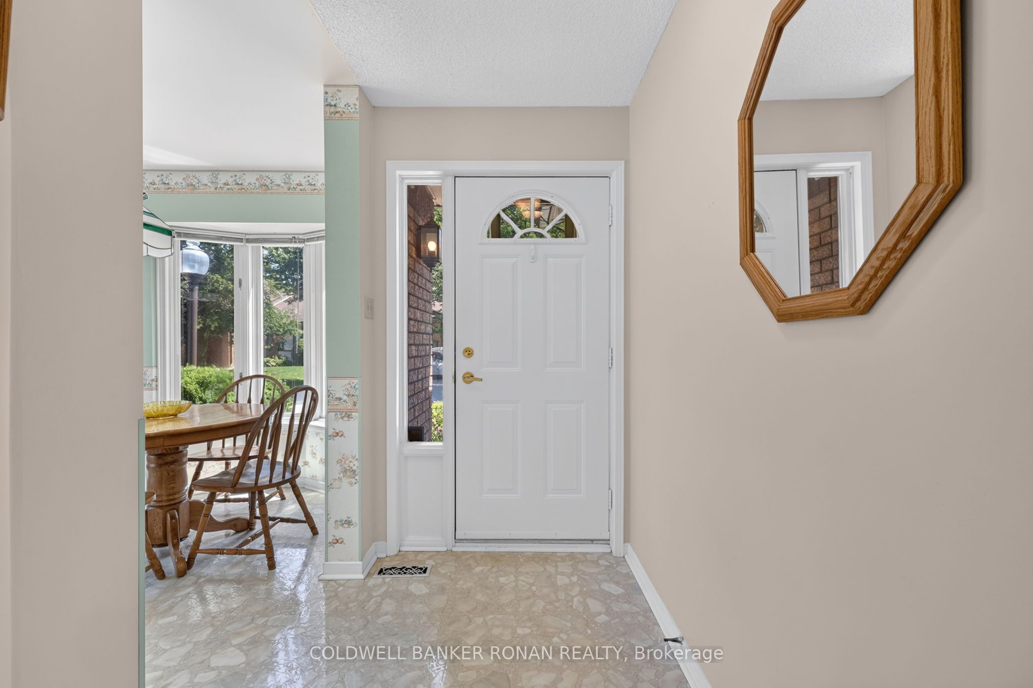 101 Green Briar Road 11, New Tecumseth, ON L9R 1S3 photo 4