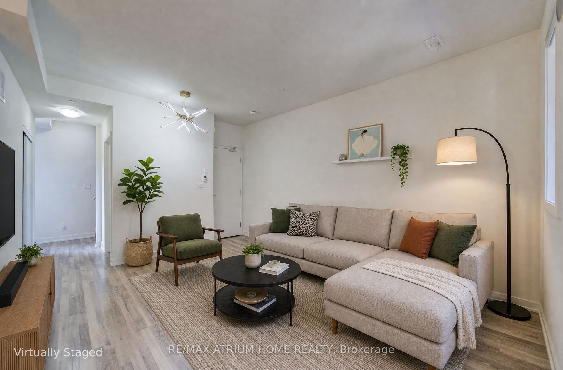 370 Red Maple Road 83, Richmond Hill, ON L4C 5T4 photo 3