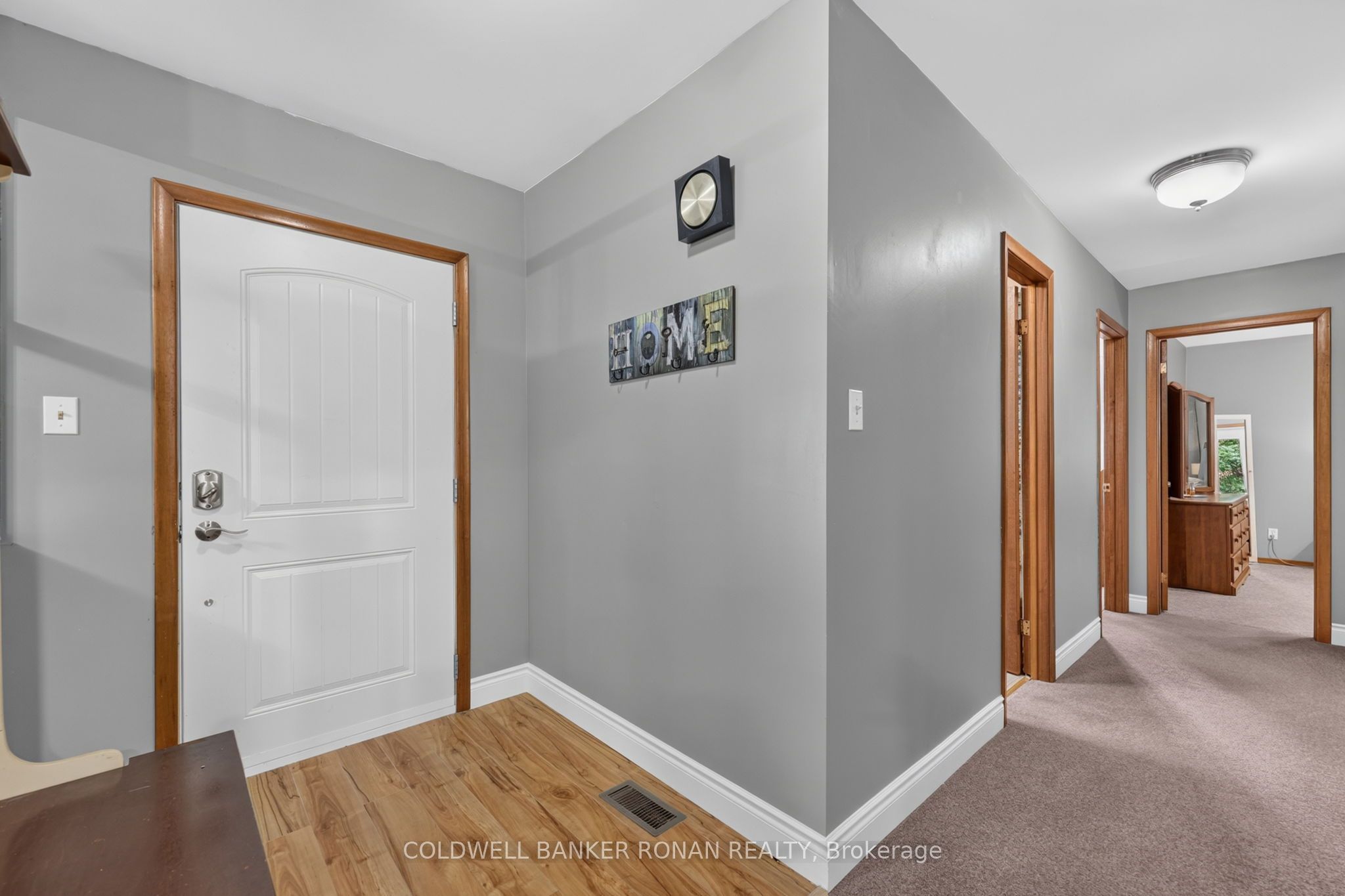 8799 Highway 89, Adjala-Tosorontio, ON L9R 1V1 photo 4