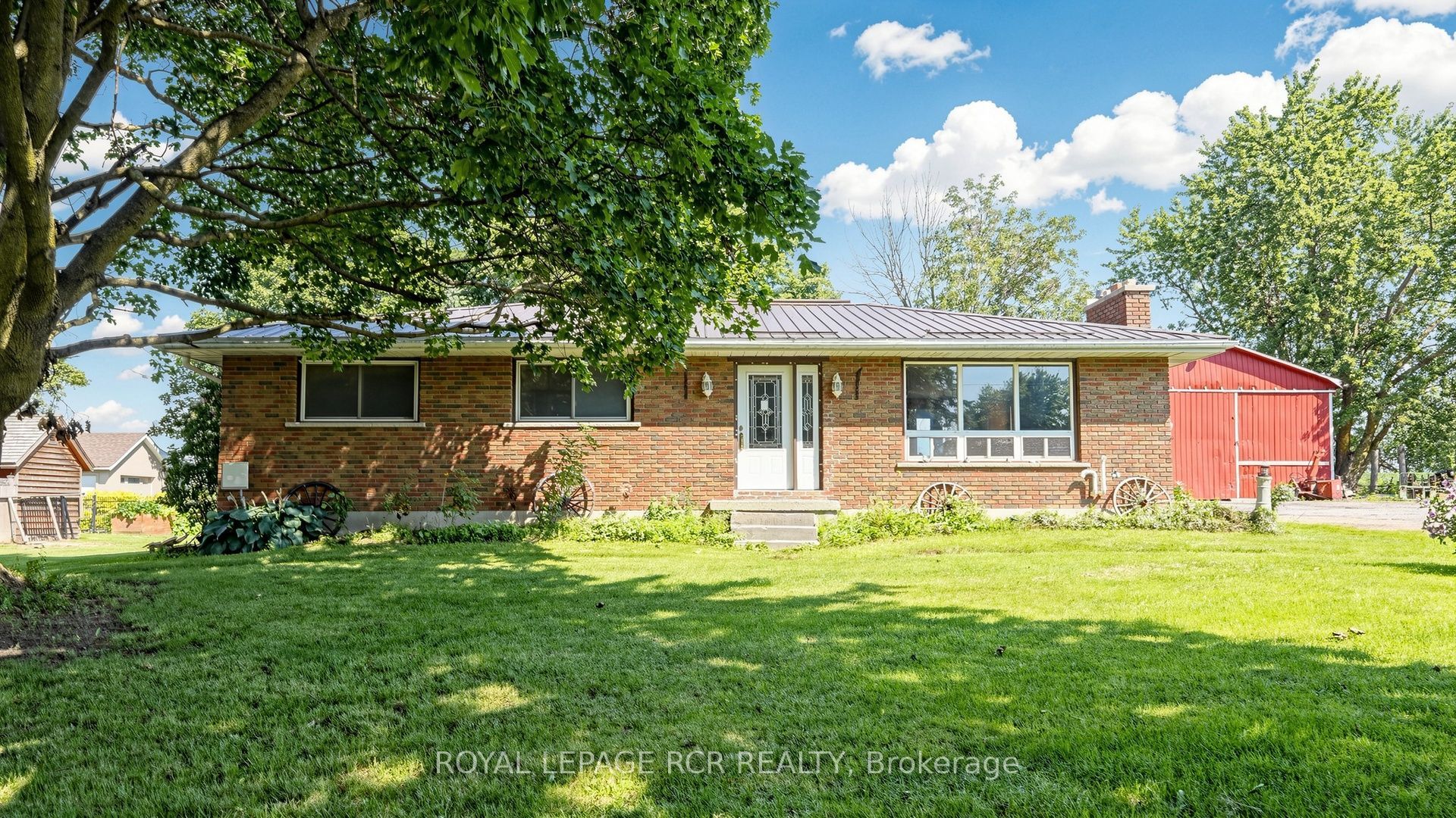 4244 4th Line, Bradford West Gwillimbury, ON L3Z 0Y7 photo 2