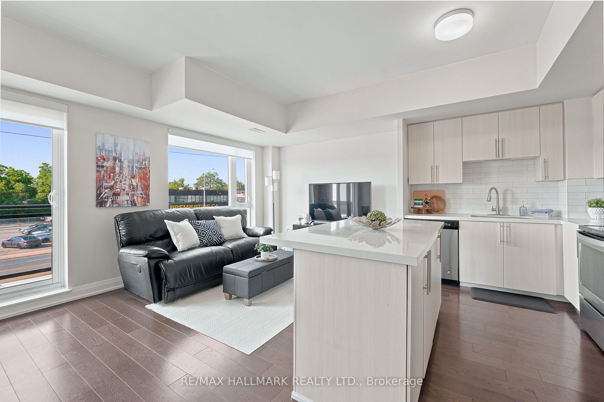 5279 Highway 7 203B, Vaughan, ON L4L 0J1 photo 5